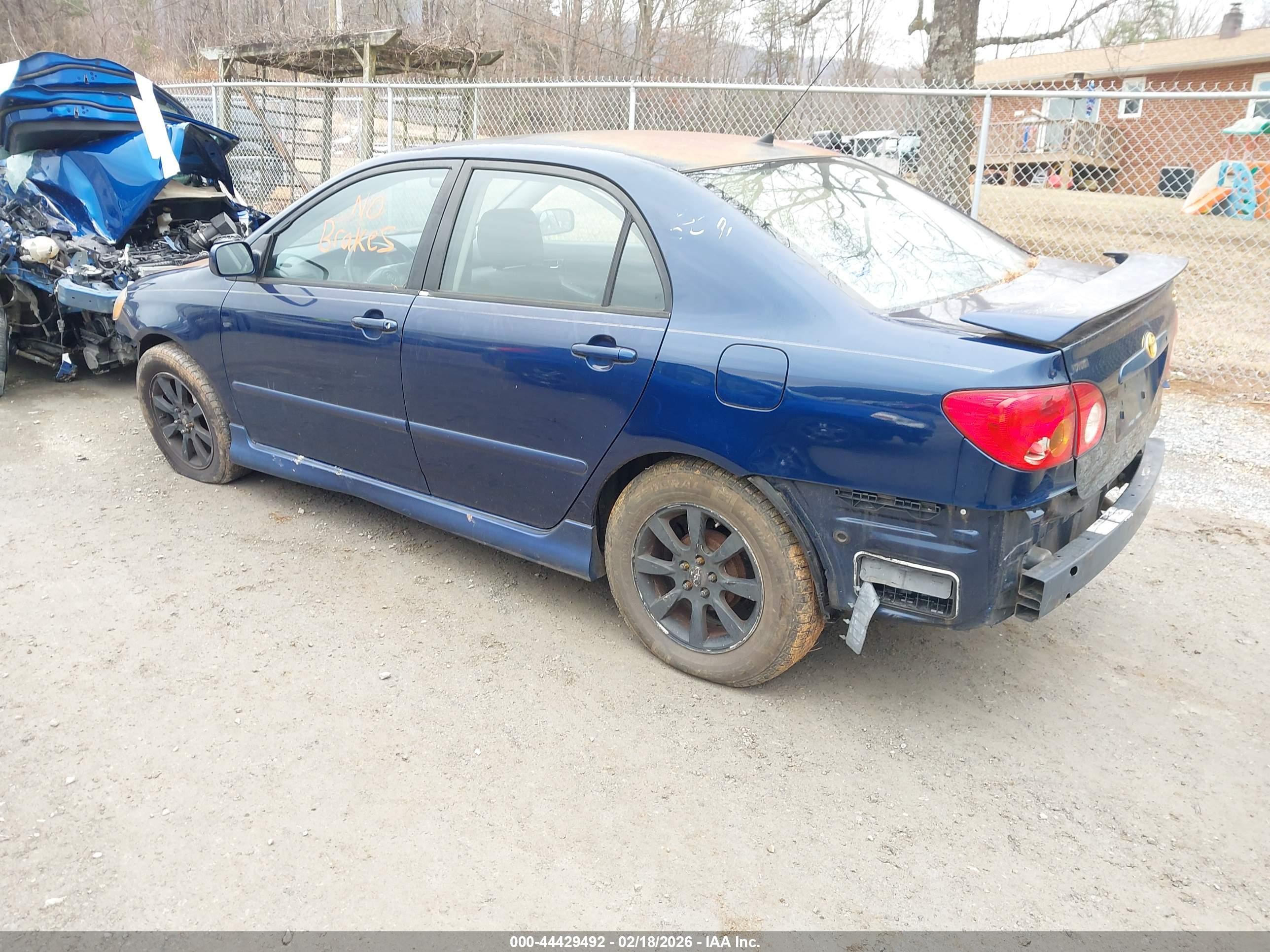 TOYOTA COROLLA image 3