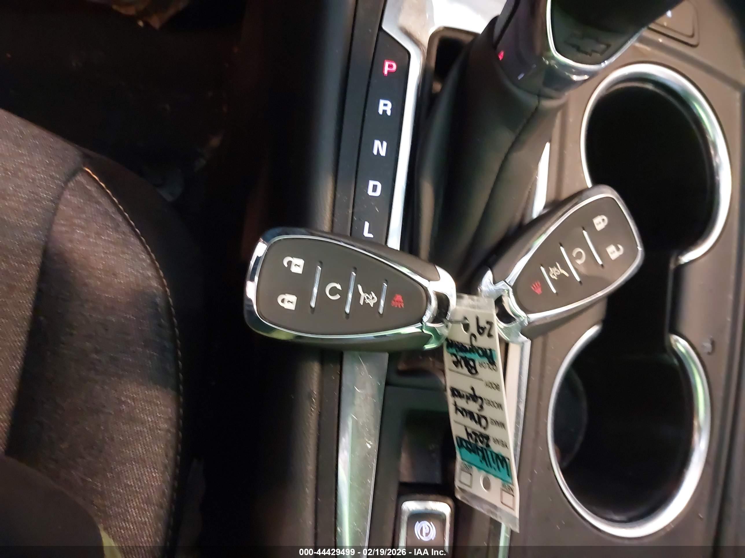 CHEVROLET EQUINOX image 11