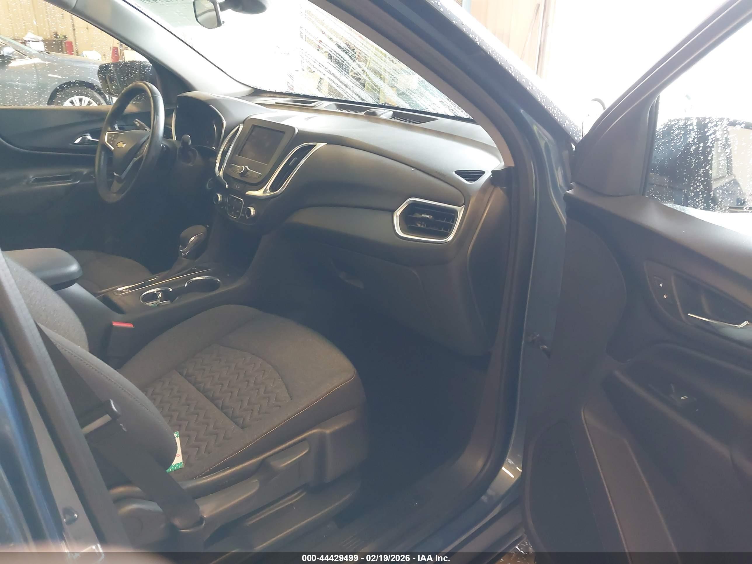 CHEVROLET EQUINOX image 5