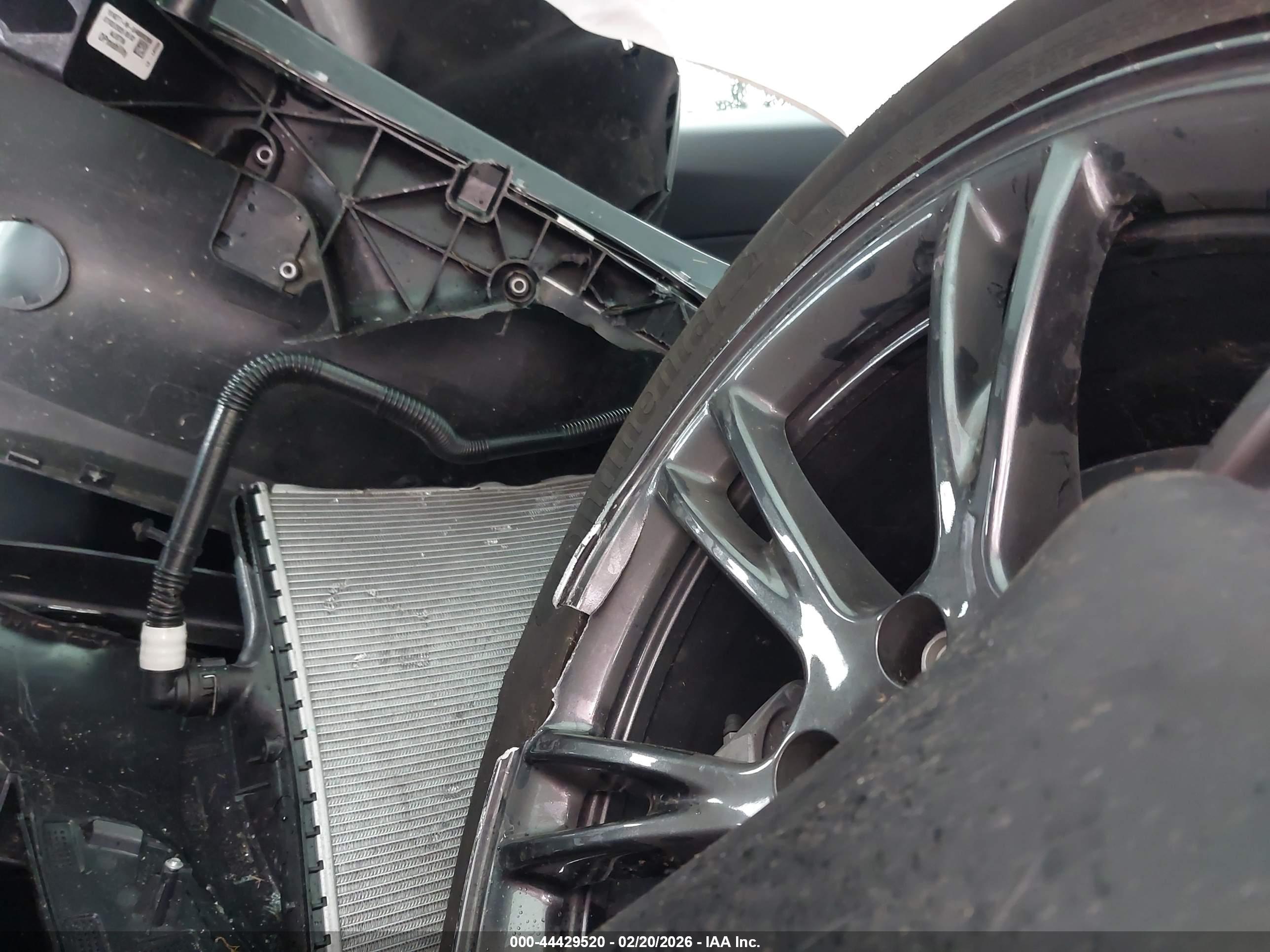 TESLA MODEL image 8