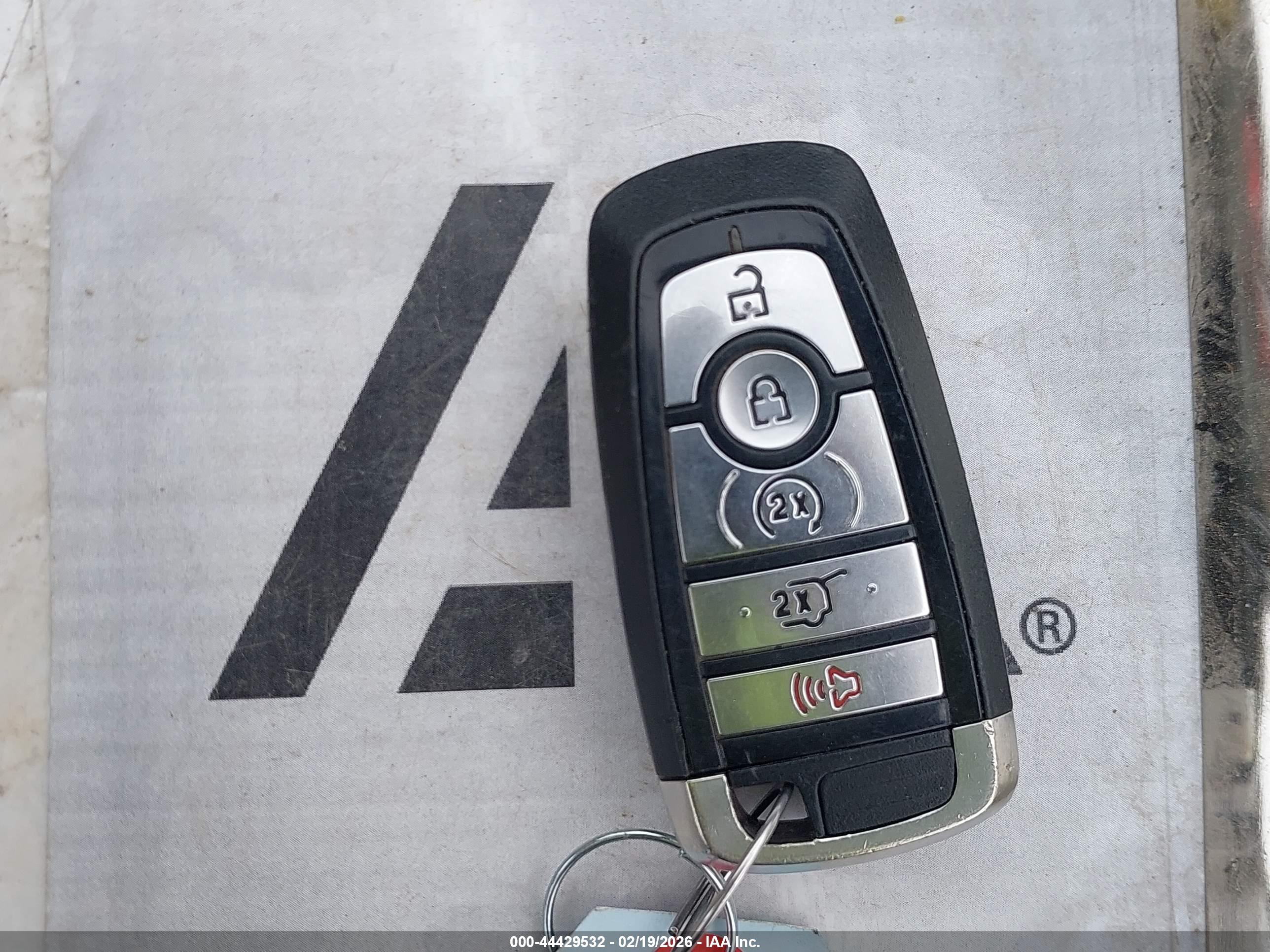 FORD ESCAPE image 11