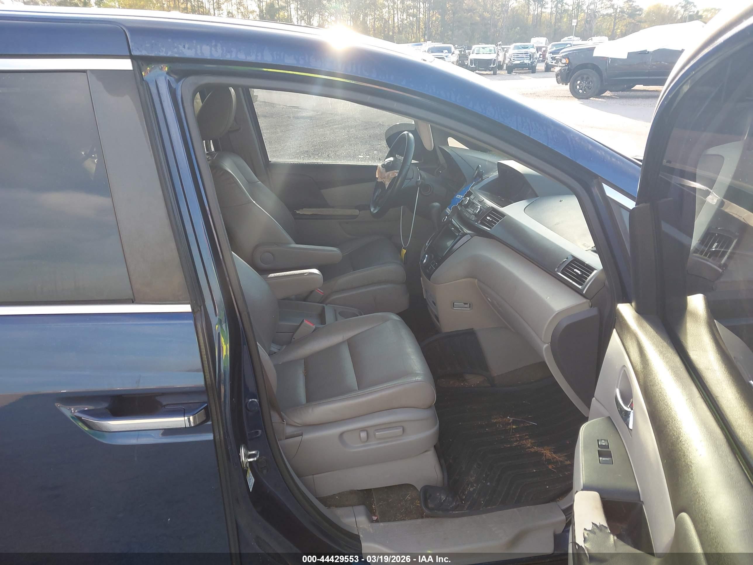 HONDA ODYSSEY image 5