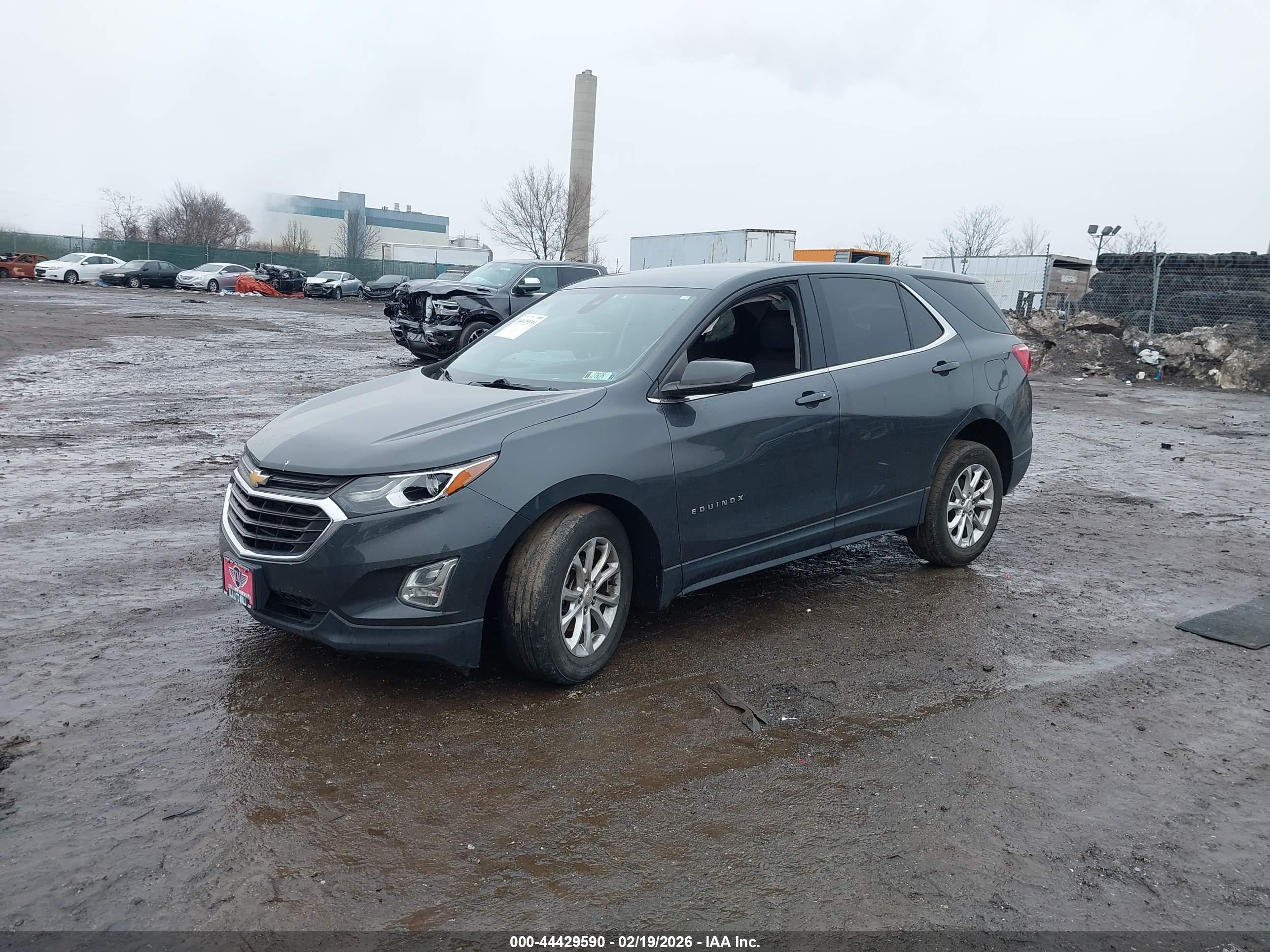 CHEVROLET EQUINOX image 2