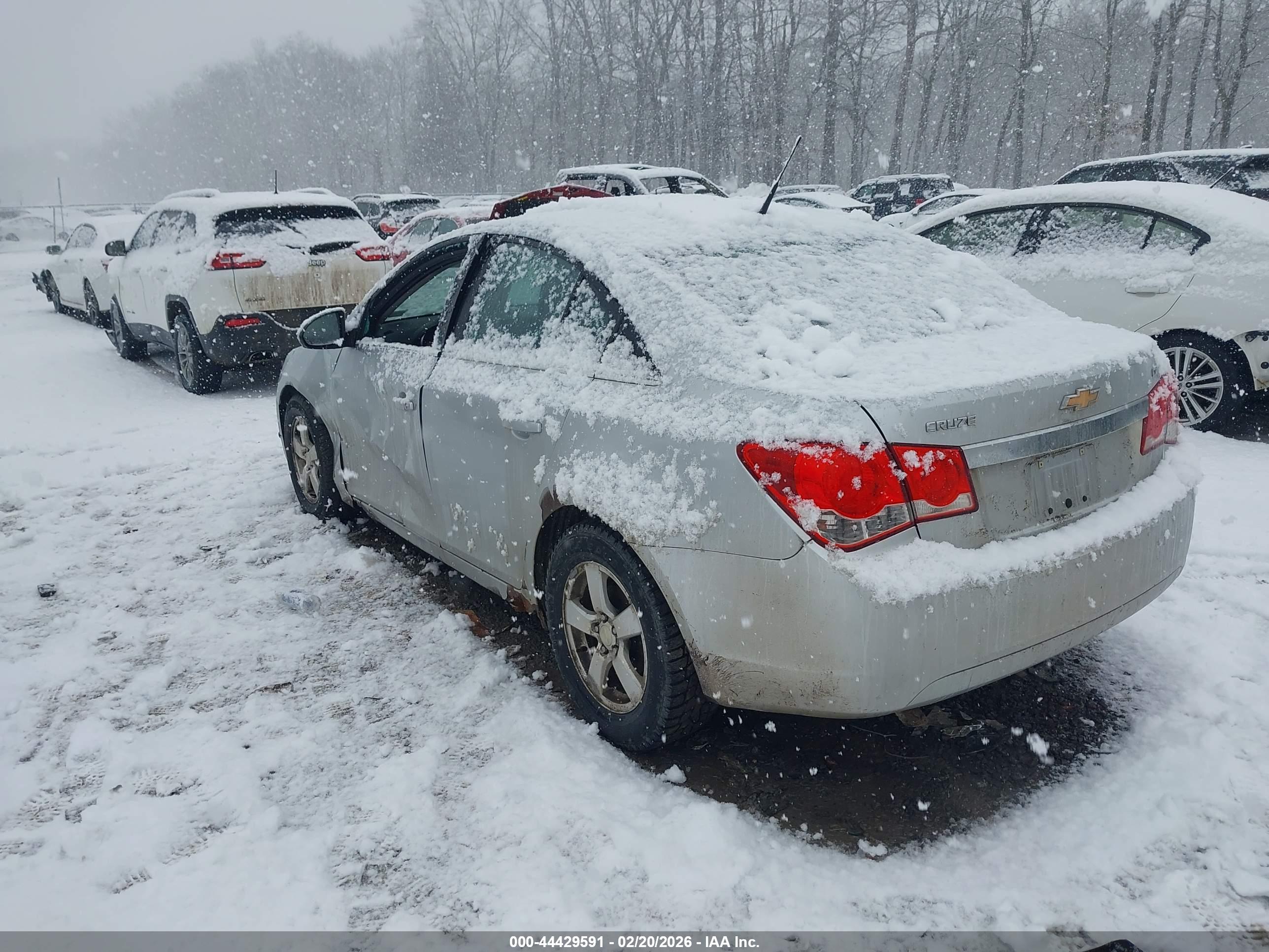 CHEVROLET CRUZE image 3