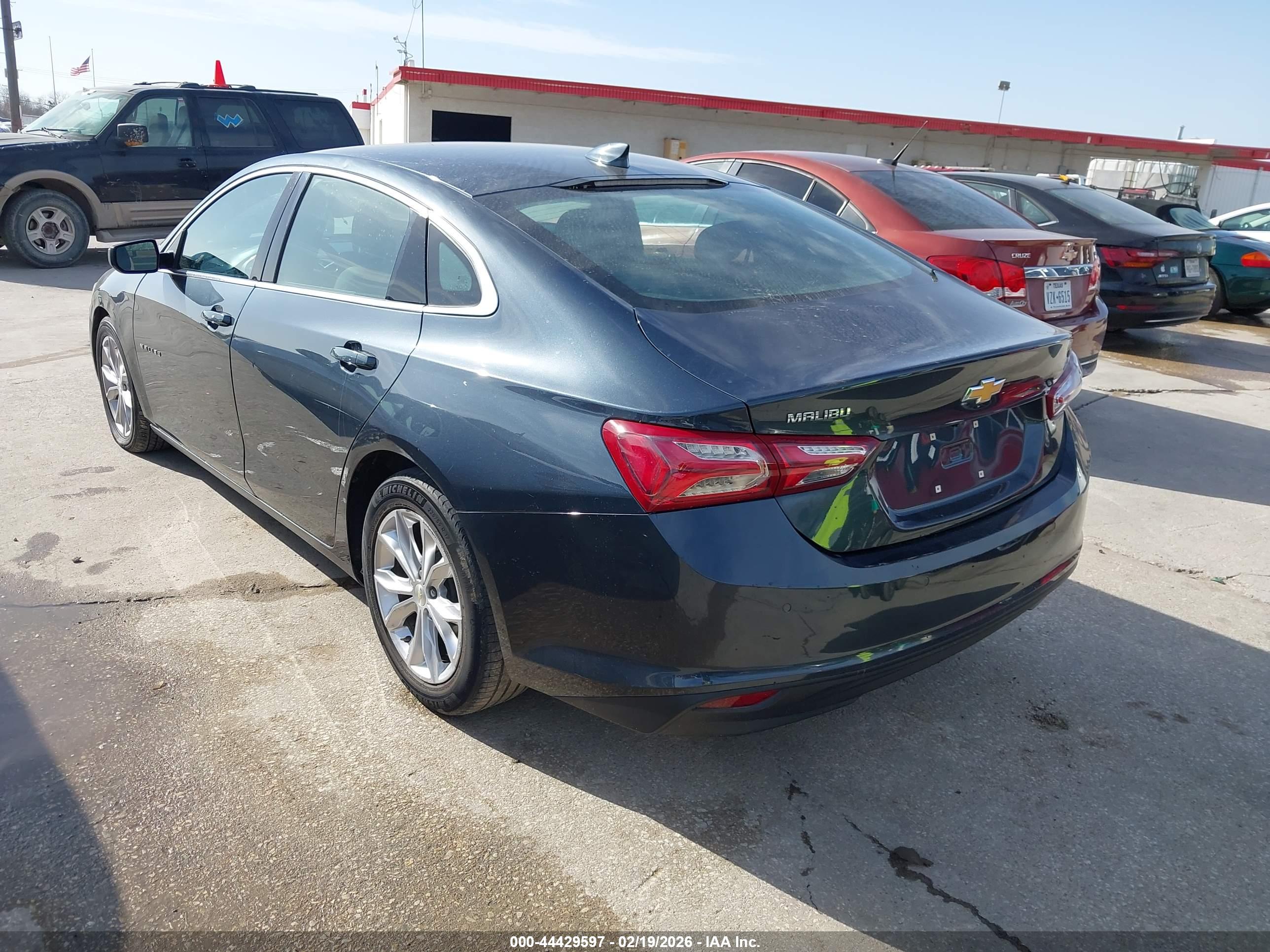 CHEVROLET MALIBU image 3