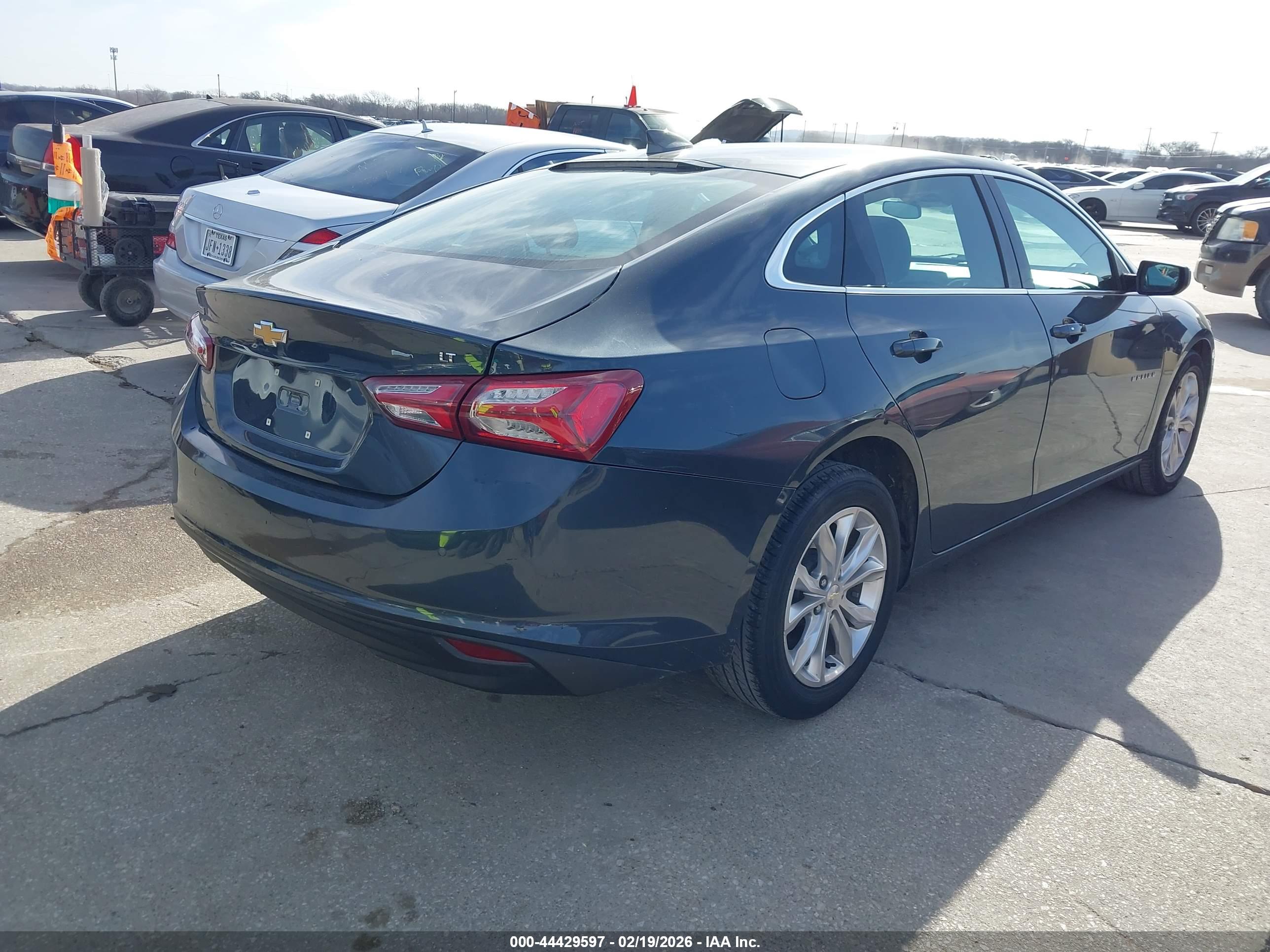 CHEVROLET MALIBU image 4
