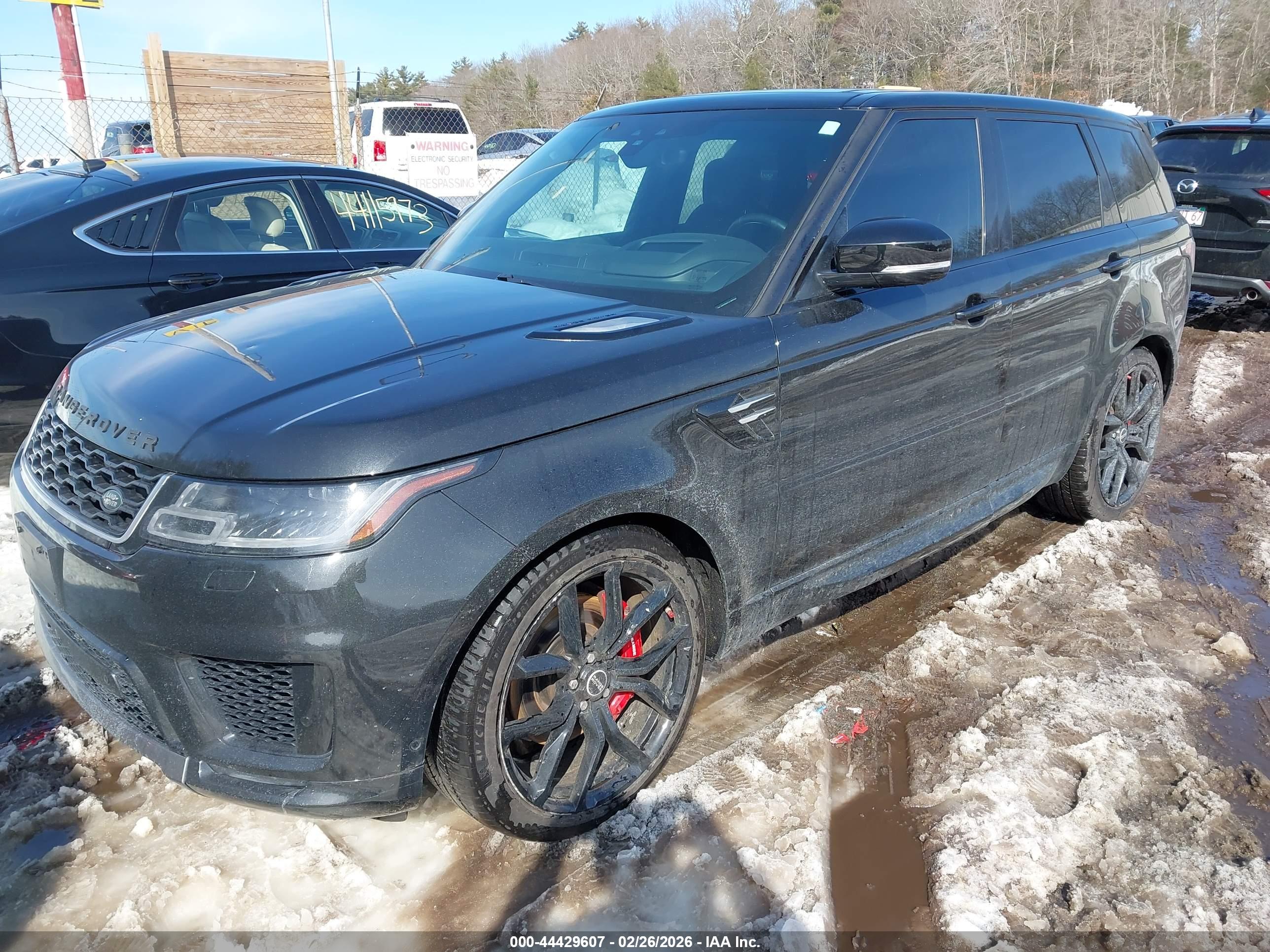 LAND ROVER image 2
