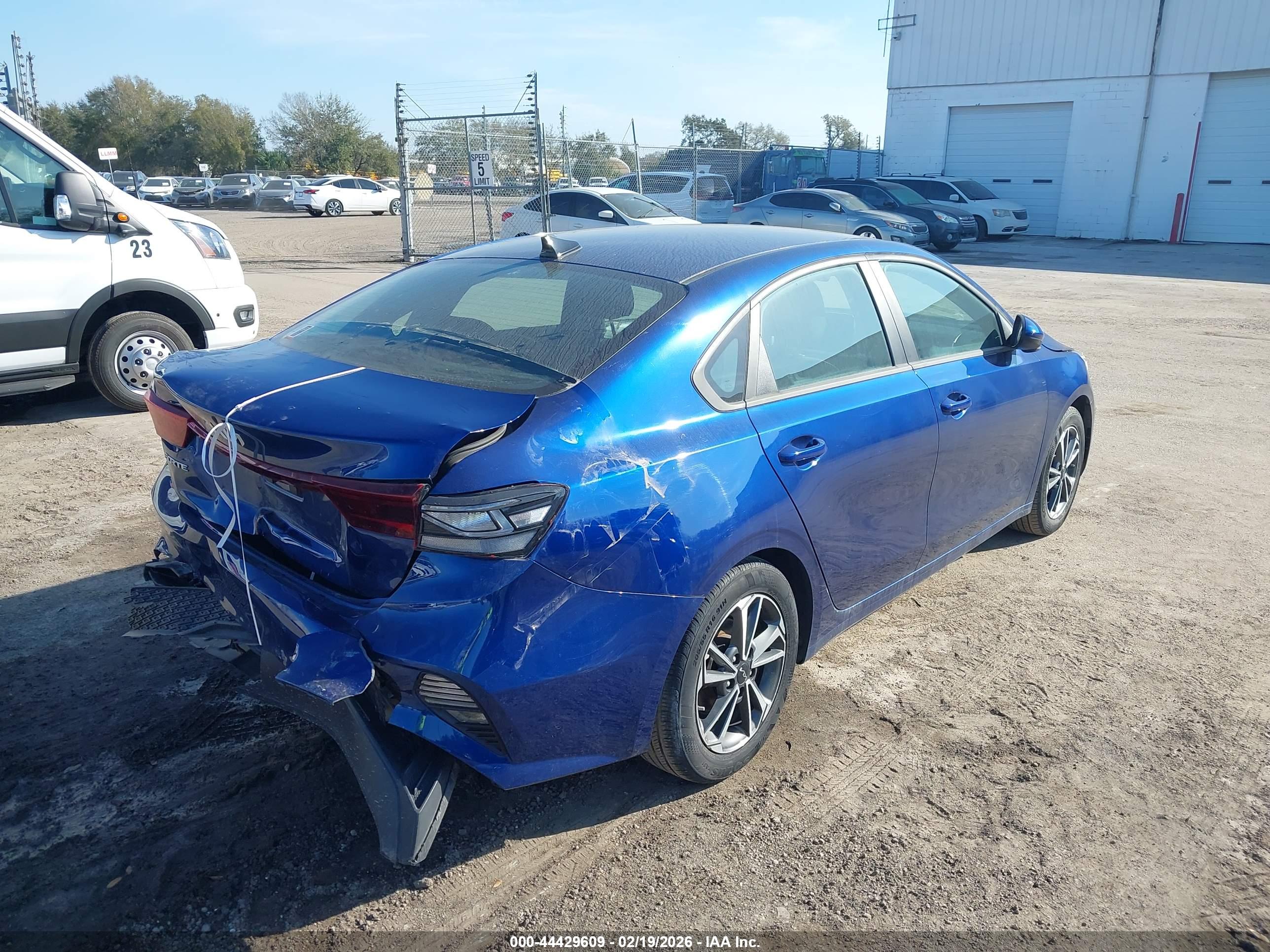 KIA FORTE image 4