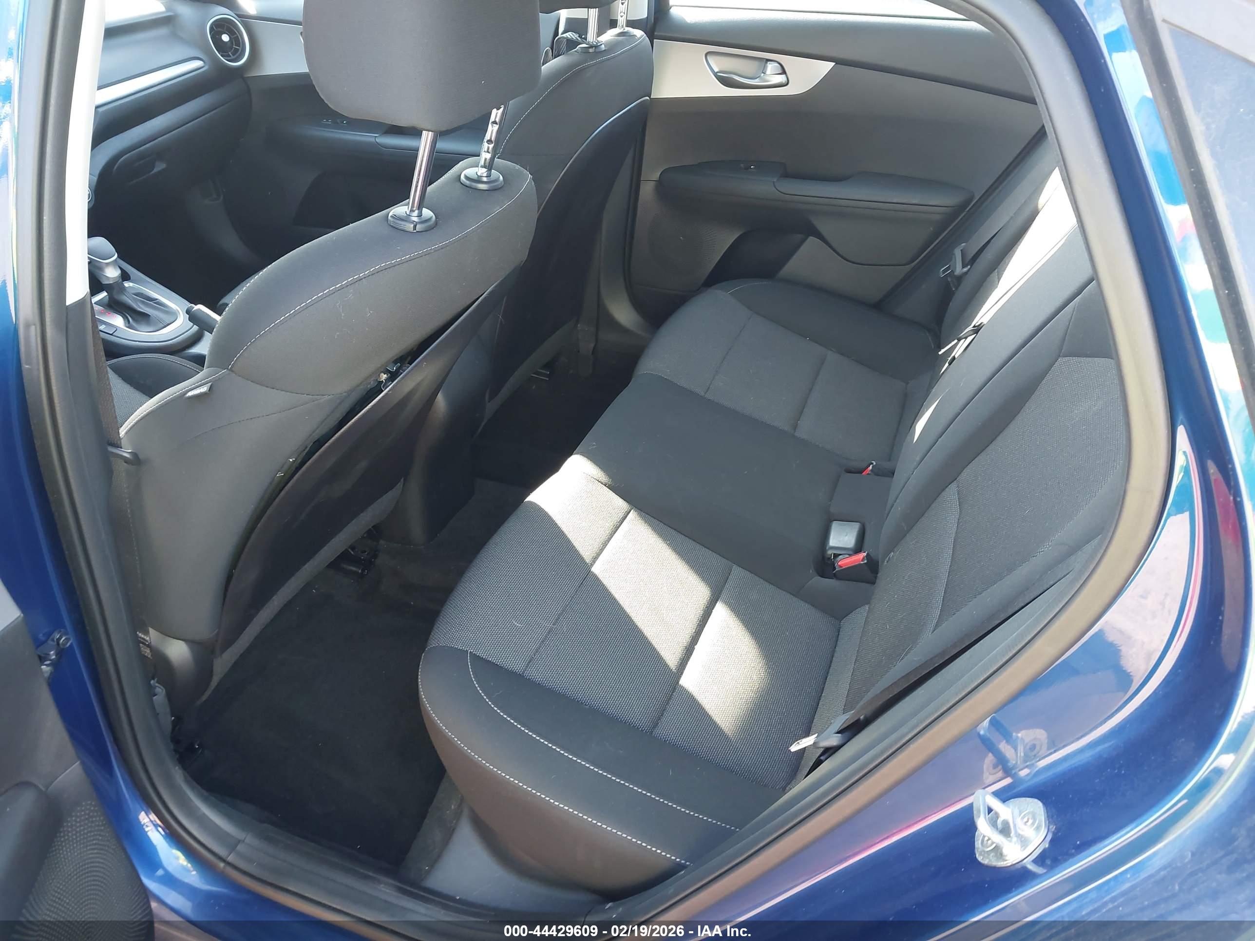KIA FORTE image 8