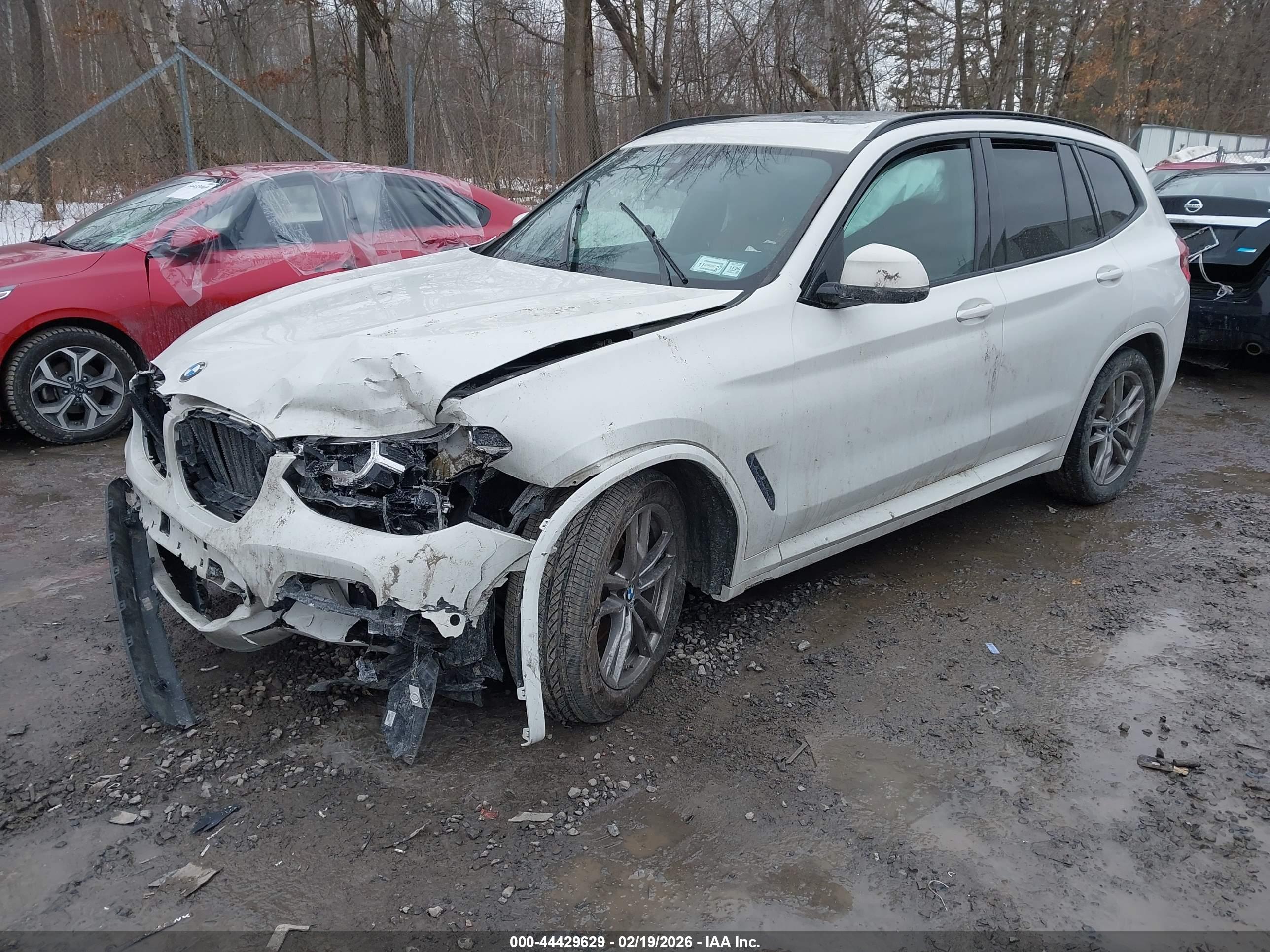 BMW X3 image 2