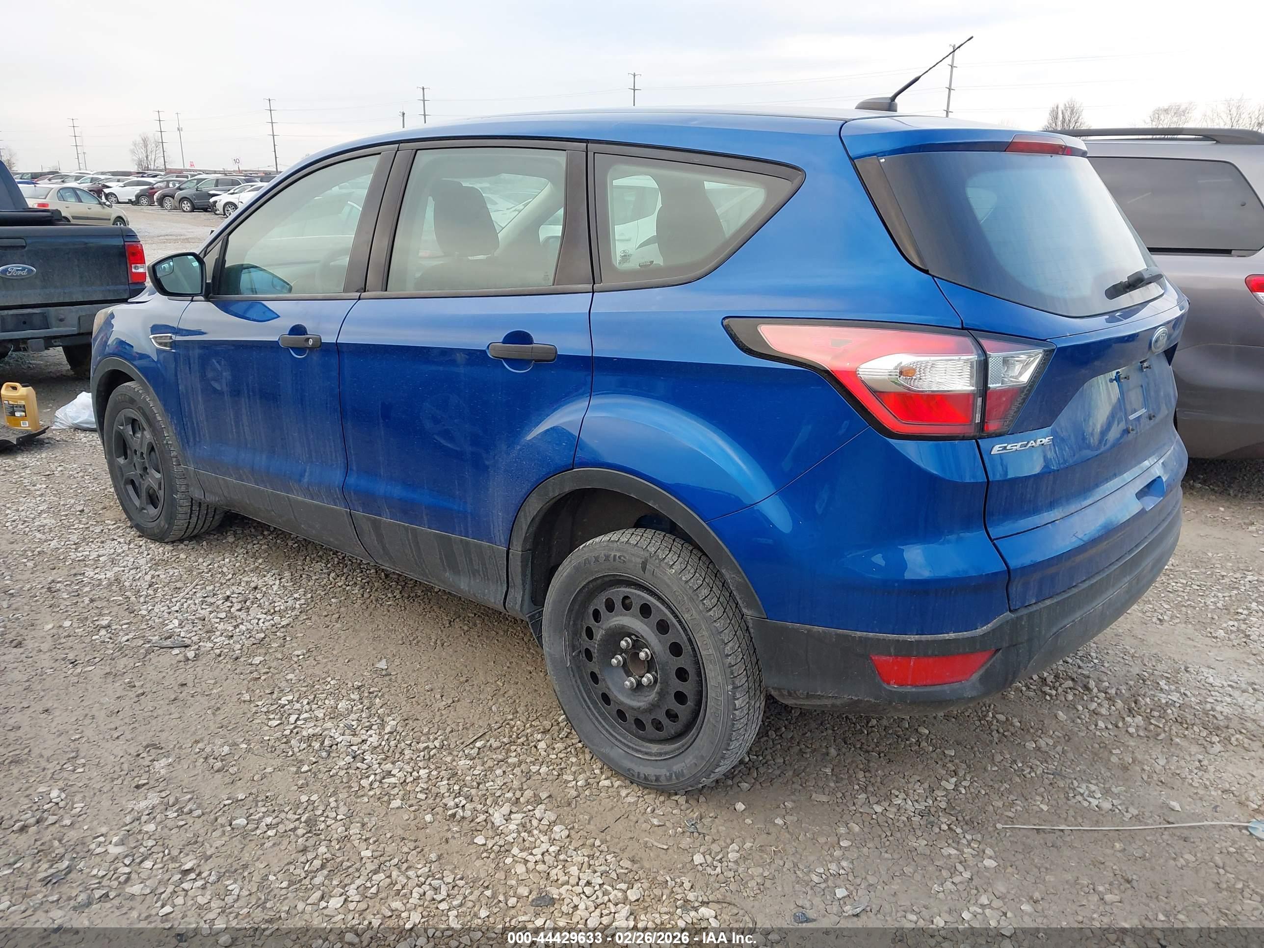 FORD ESCAPE image 3