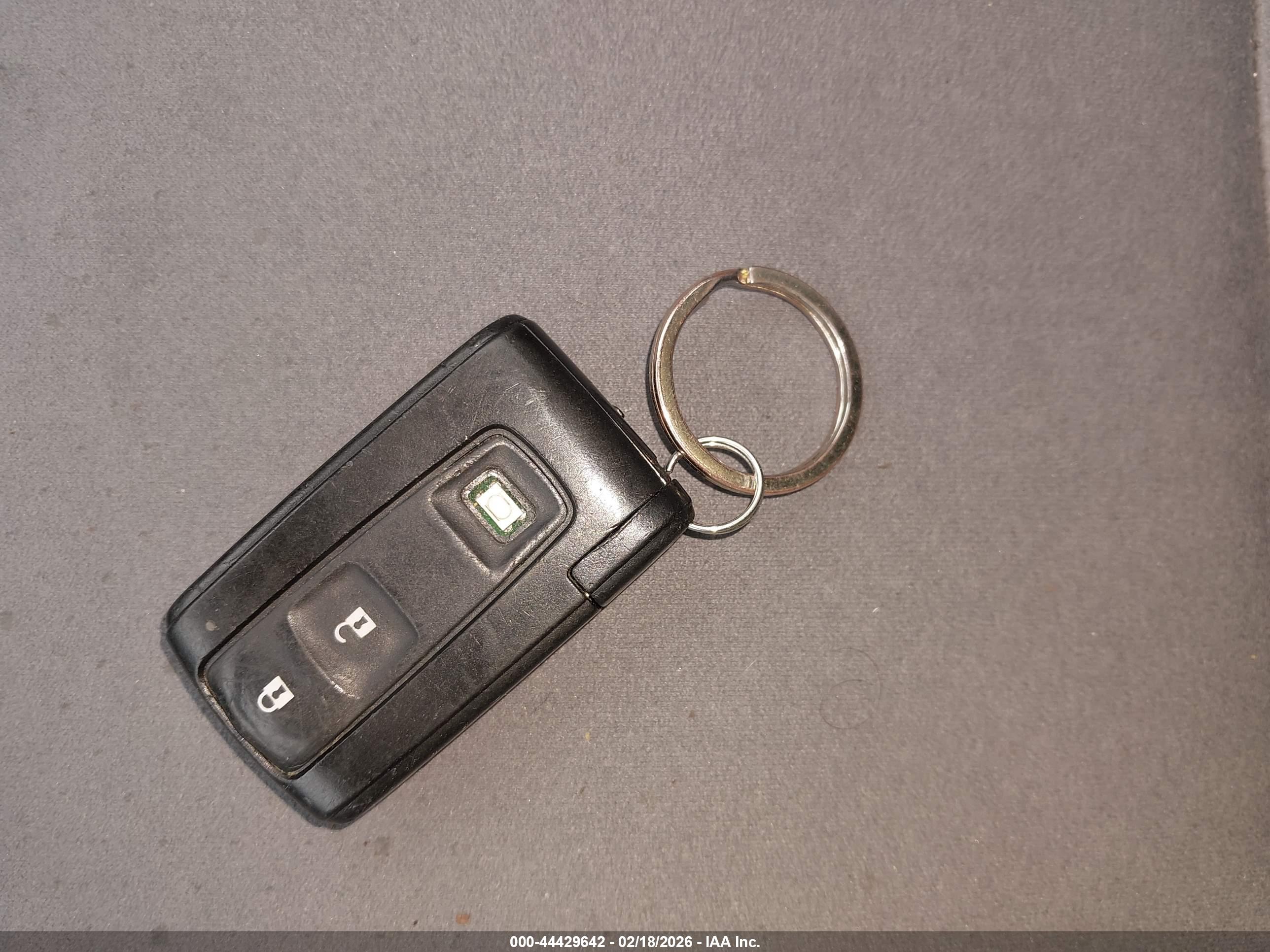TOYOTA PRIUS image 11