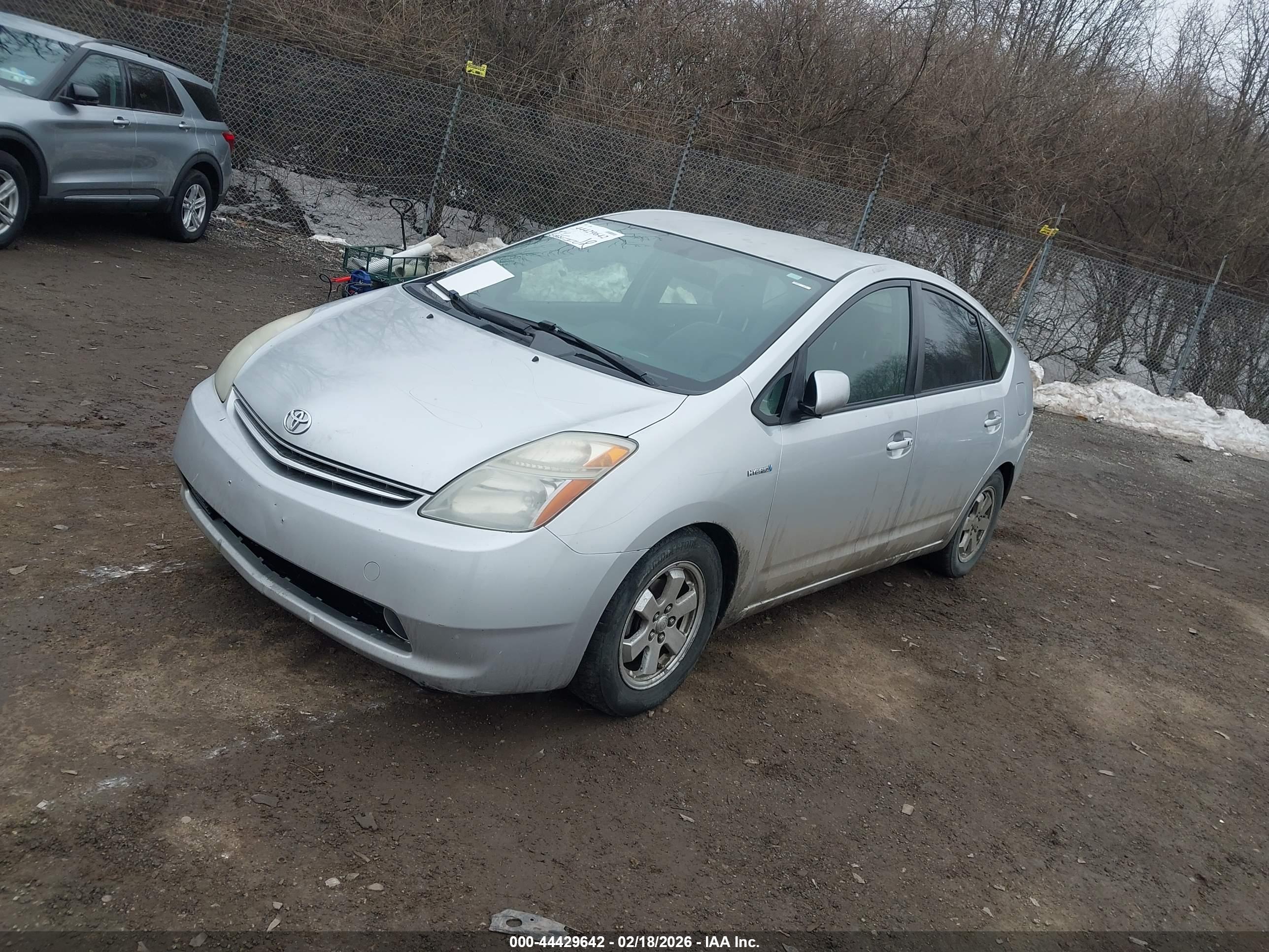 TOYOTA PRIUS image 2