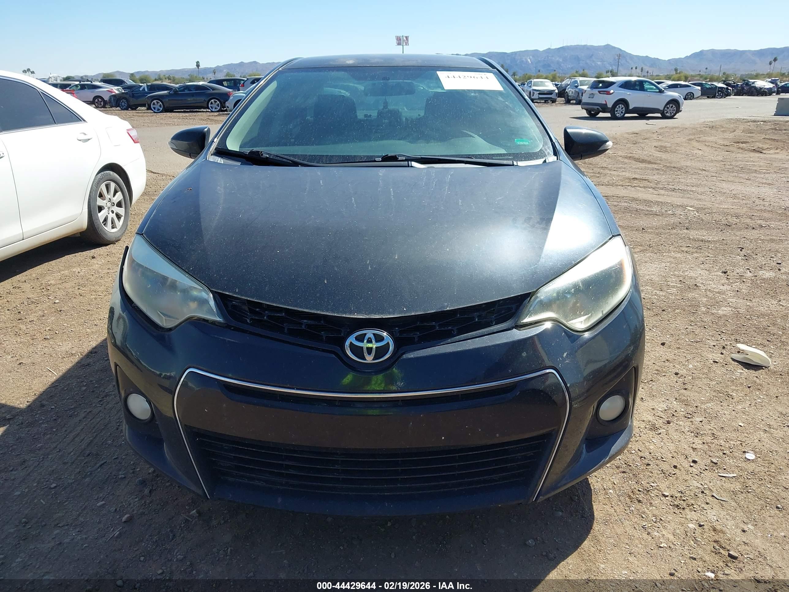 TOYOTA COROLLA image 6