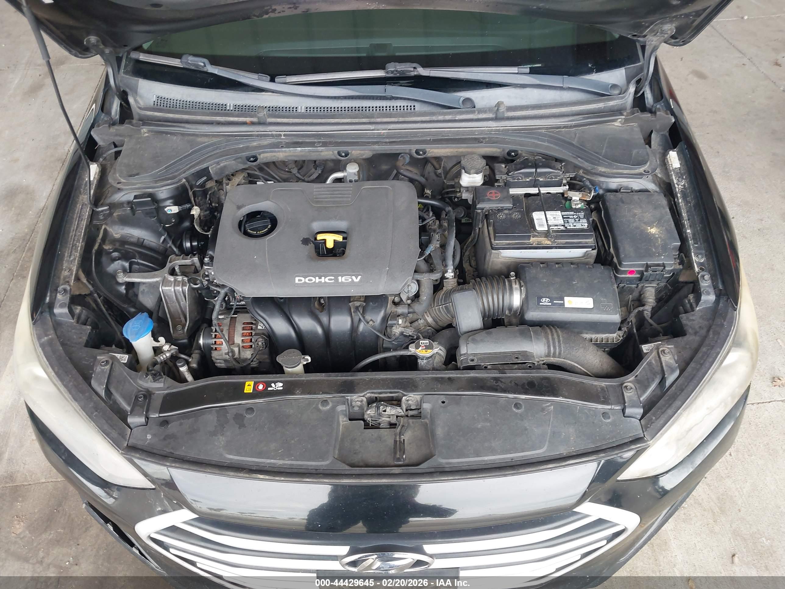HYUNDAI ELANTRA image 10