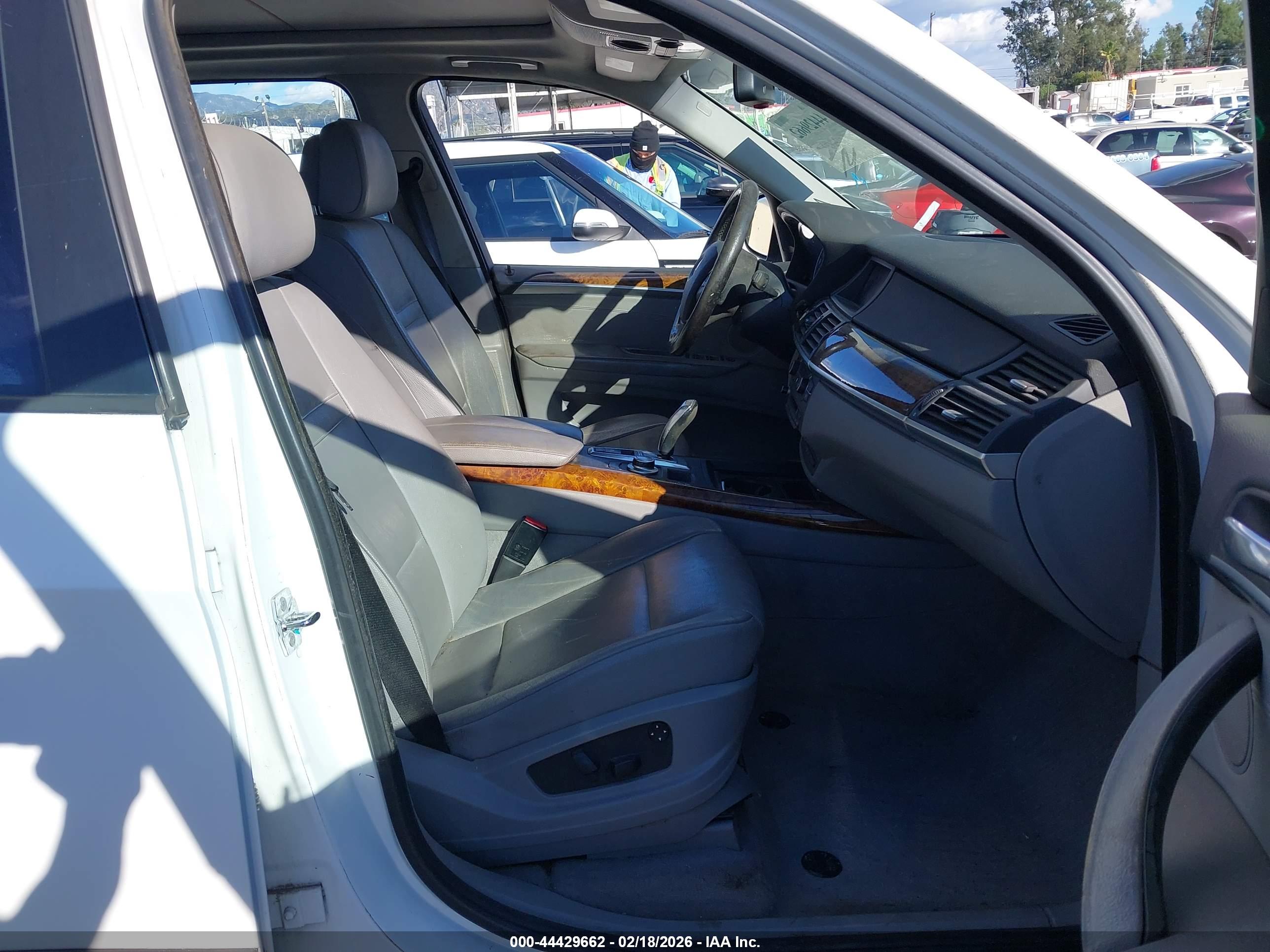 BMW X5 image 5