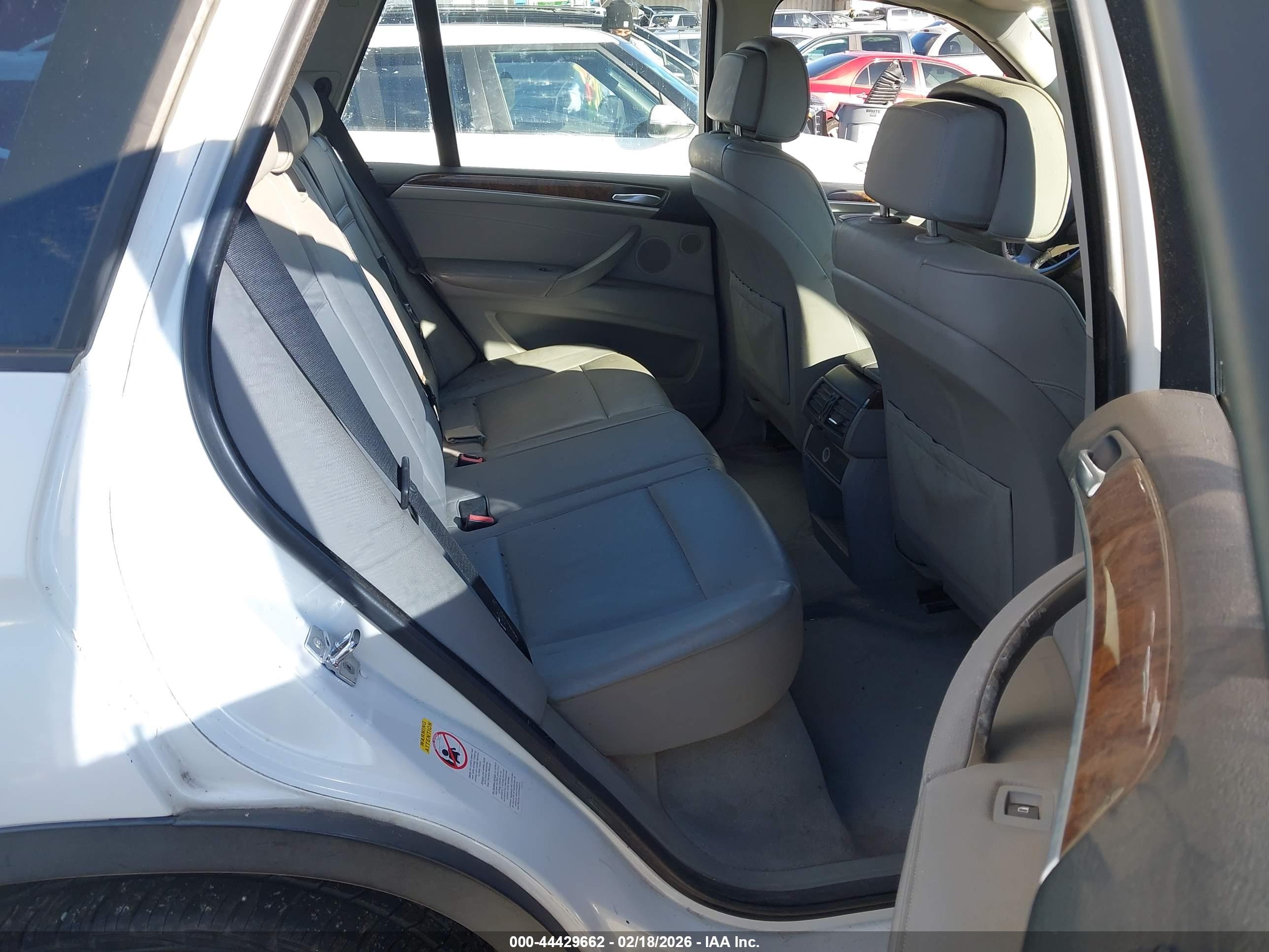 BMW X5 image 8