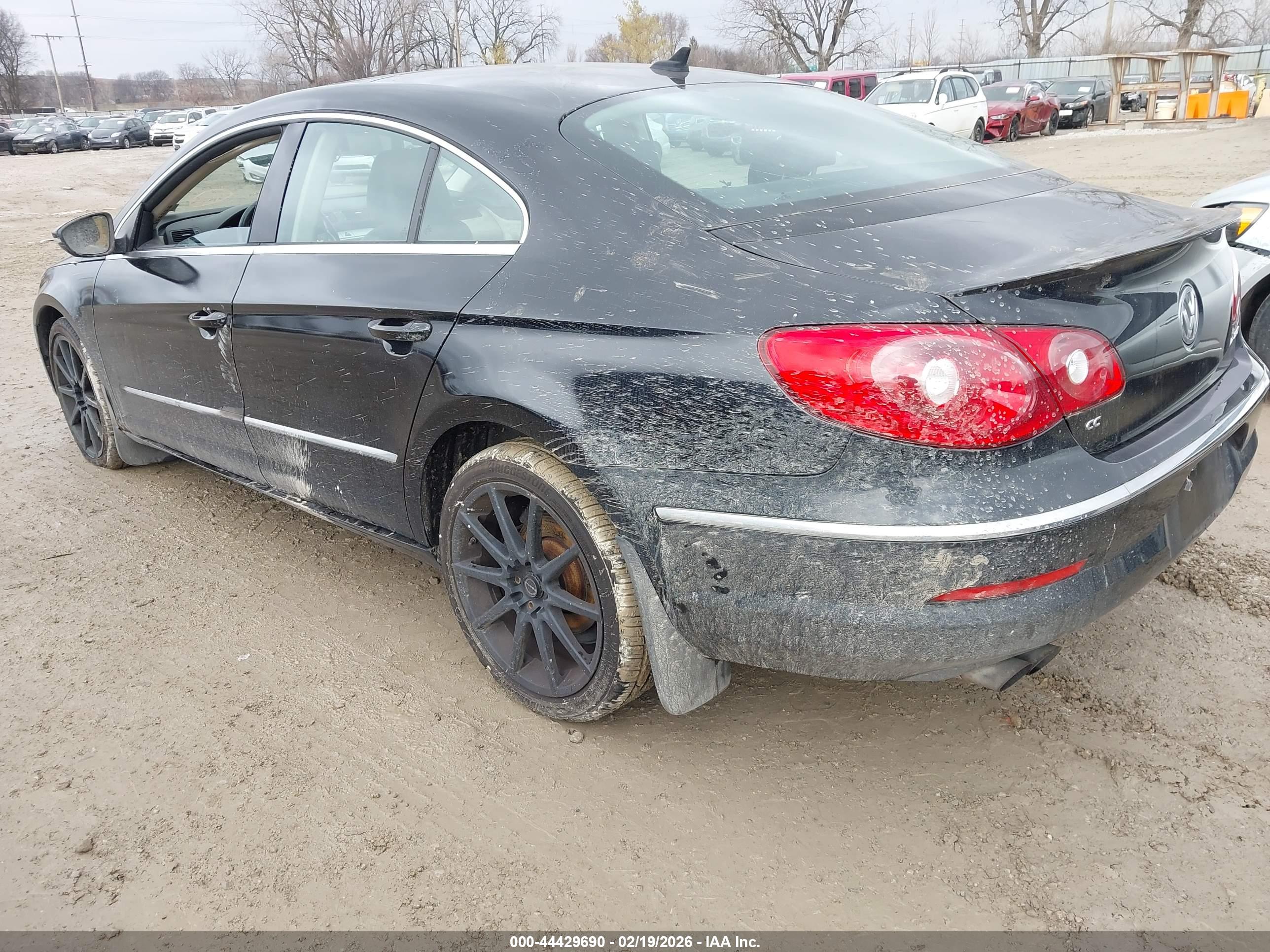 VOLKSWAGEN CC image 3
