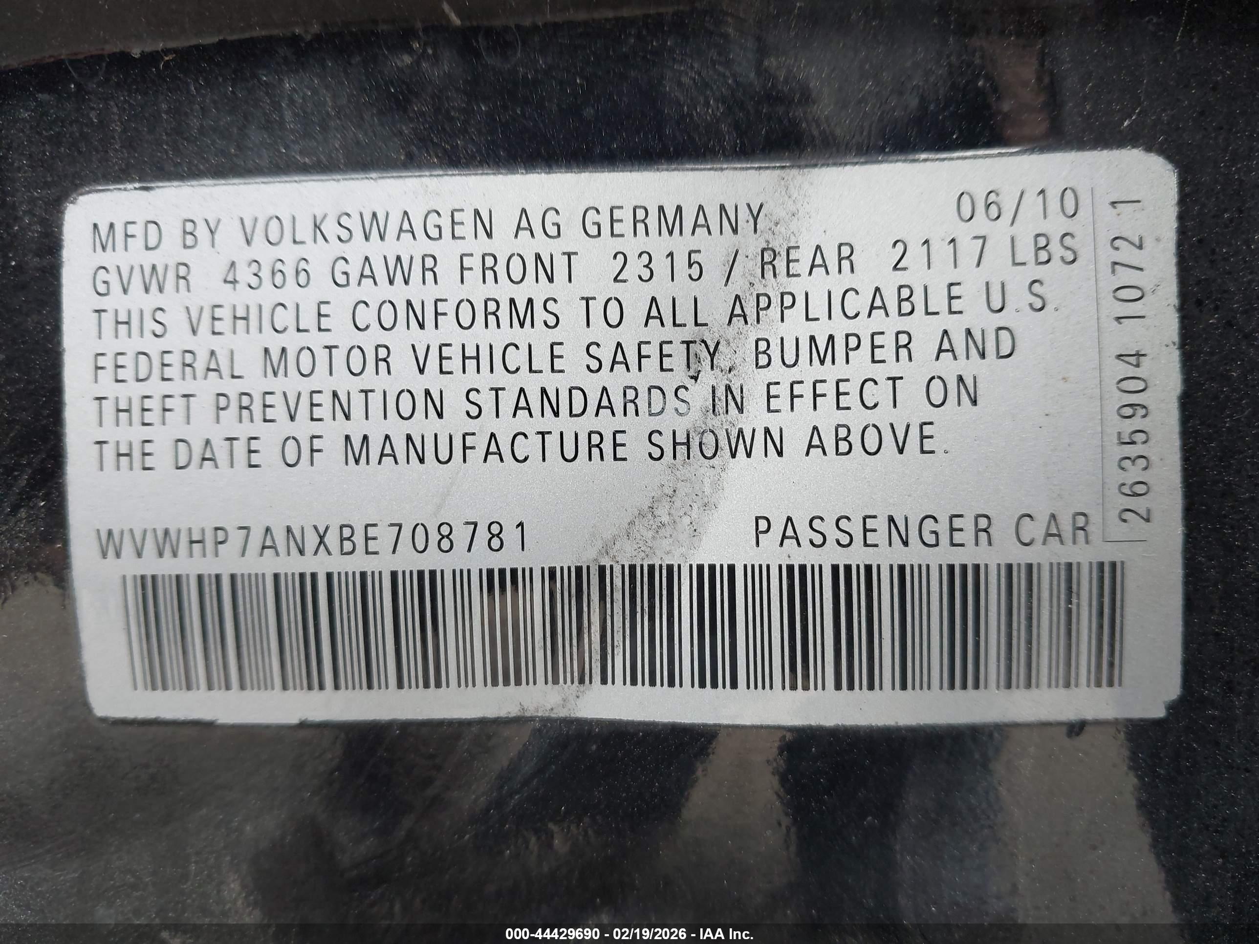 VOLKSWAGEN CC image 9