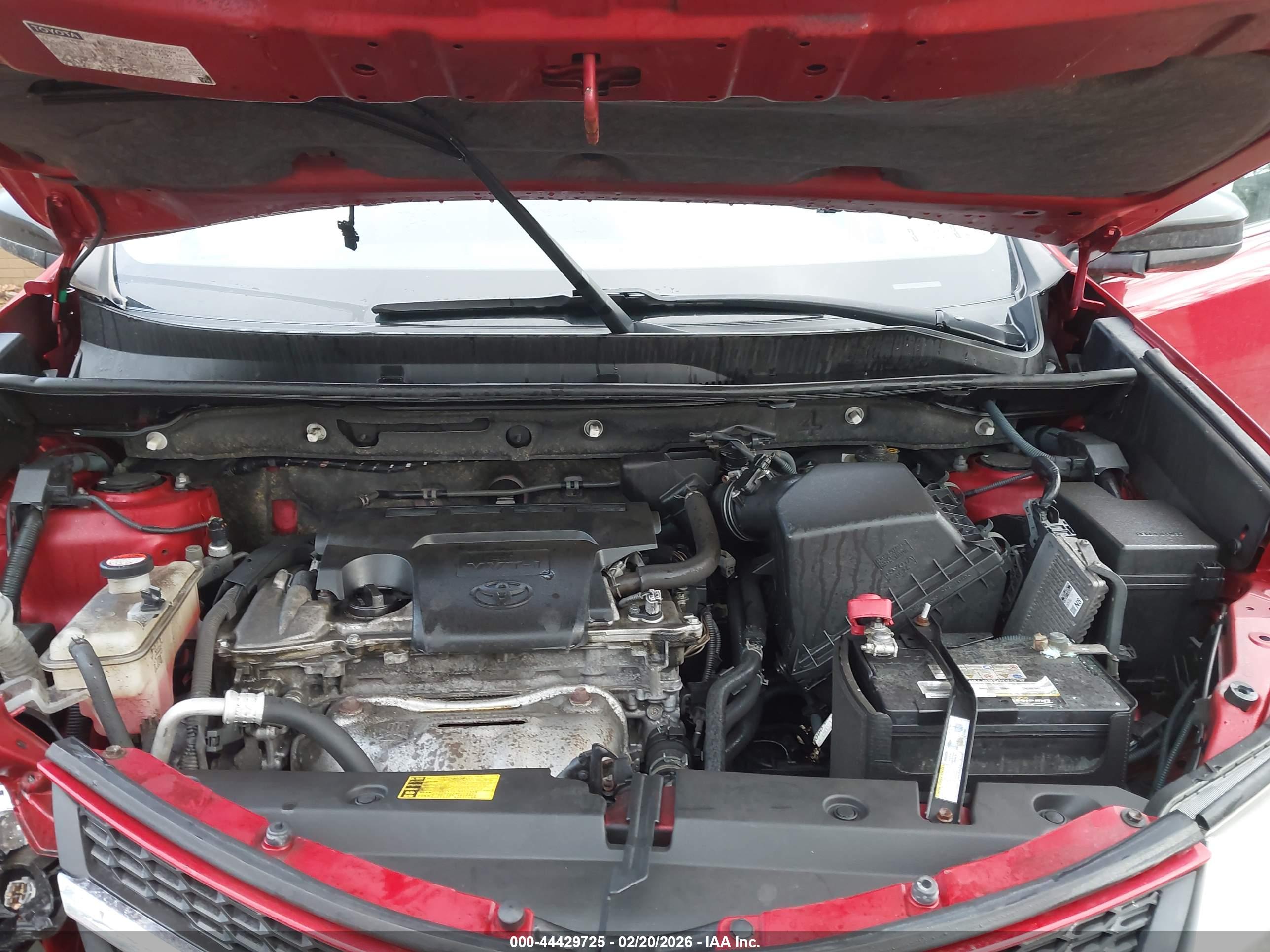 TOYOTA RAV4 image 10