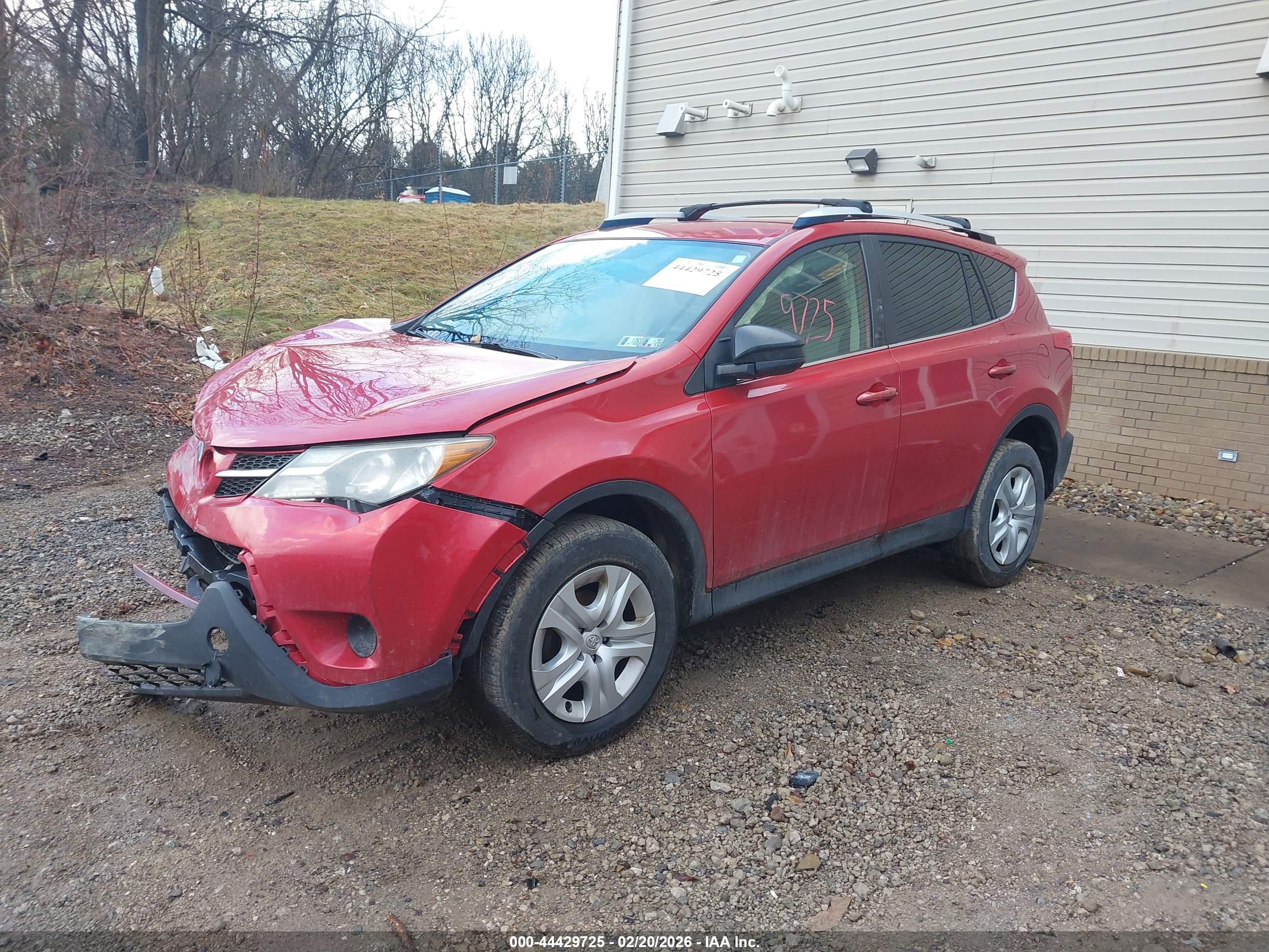 TOYOTA RAV4 image 2