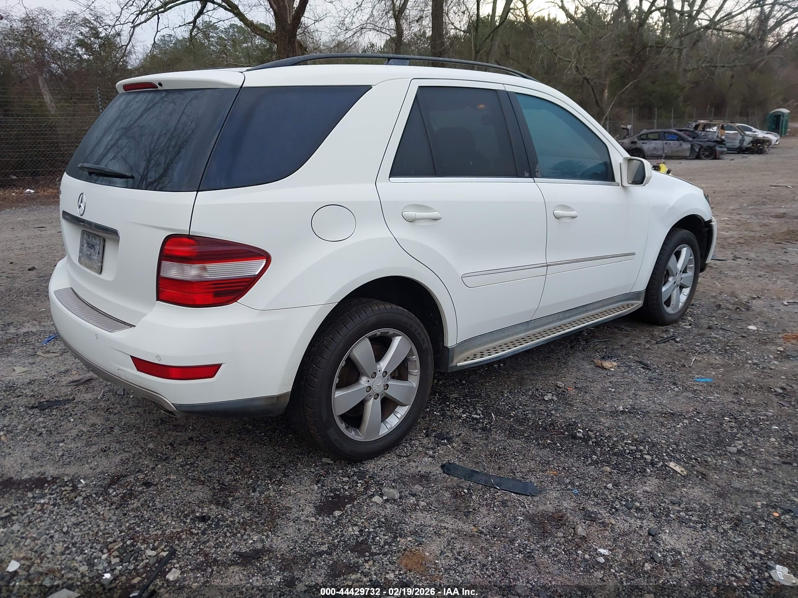 MERCEDES-BENZ ML image 4