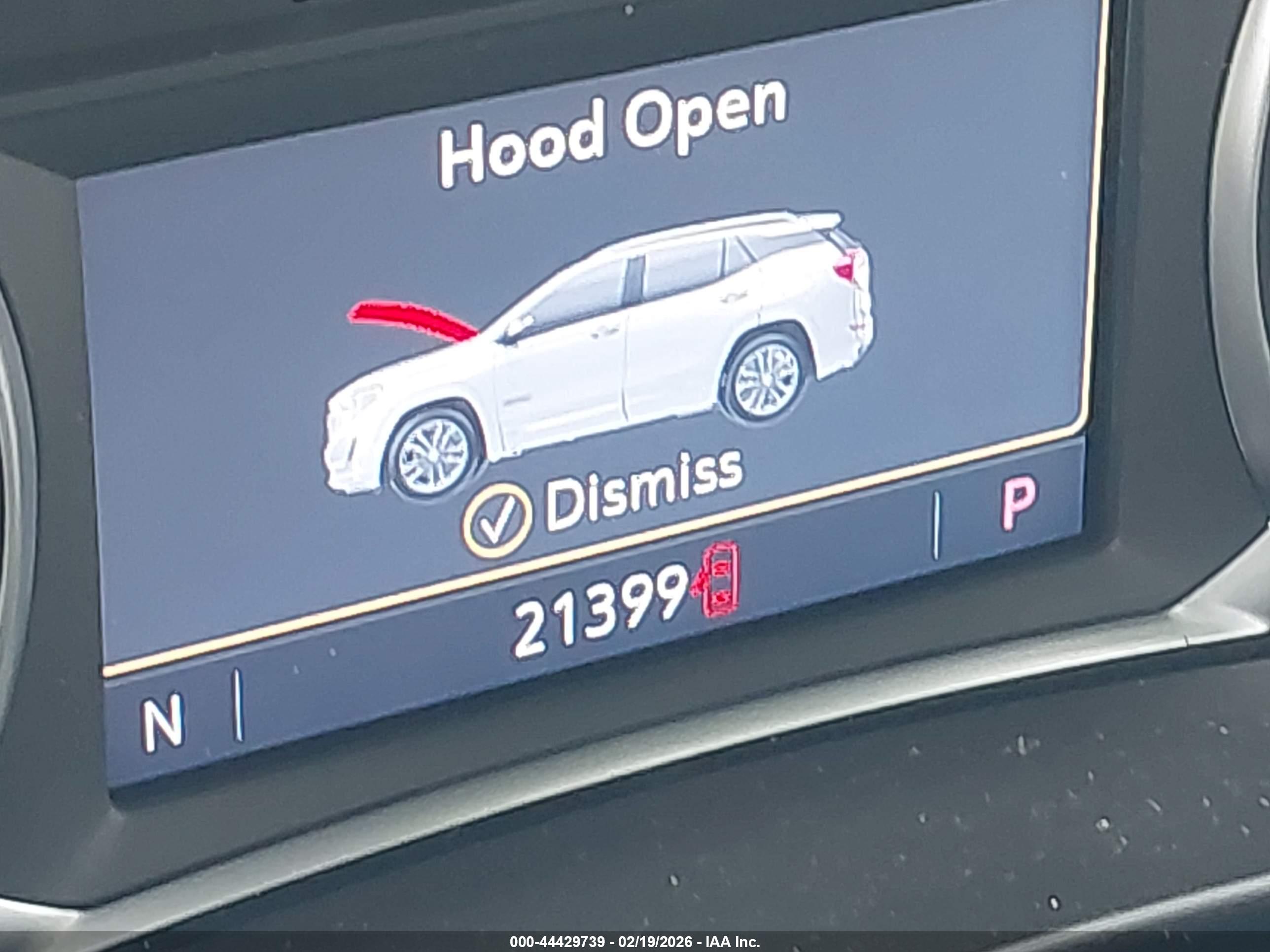 GMC TERRAIN image 7