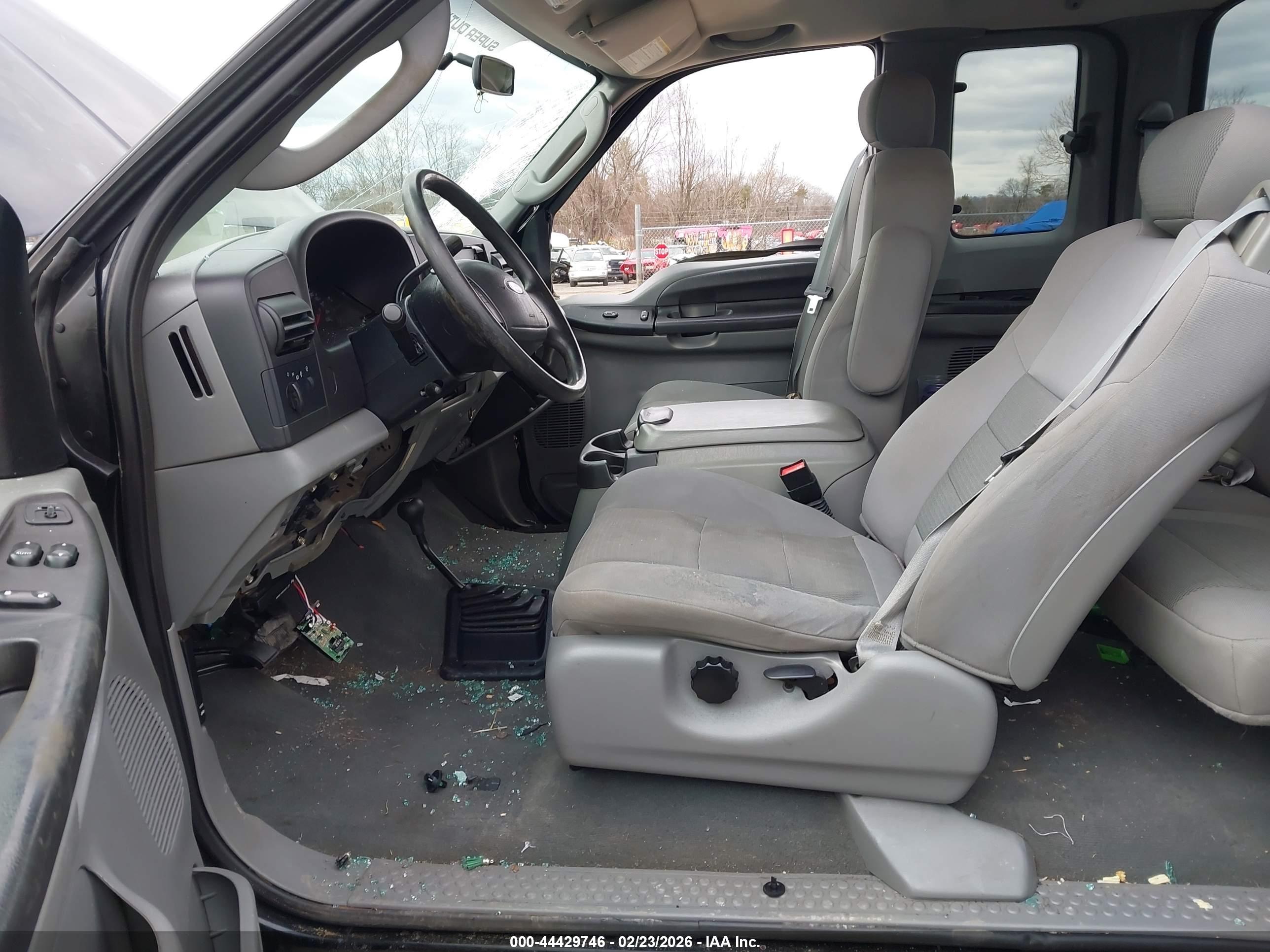 FORD F-250 image 5