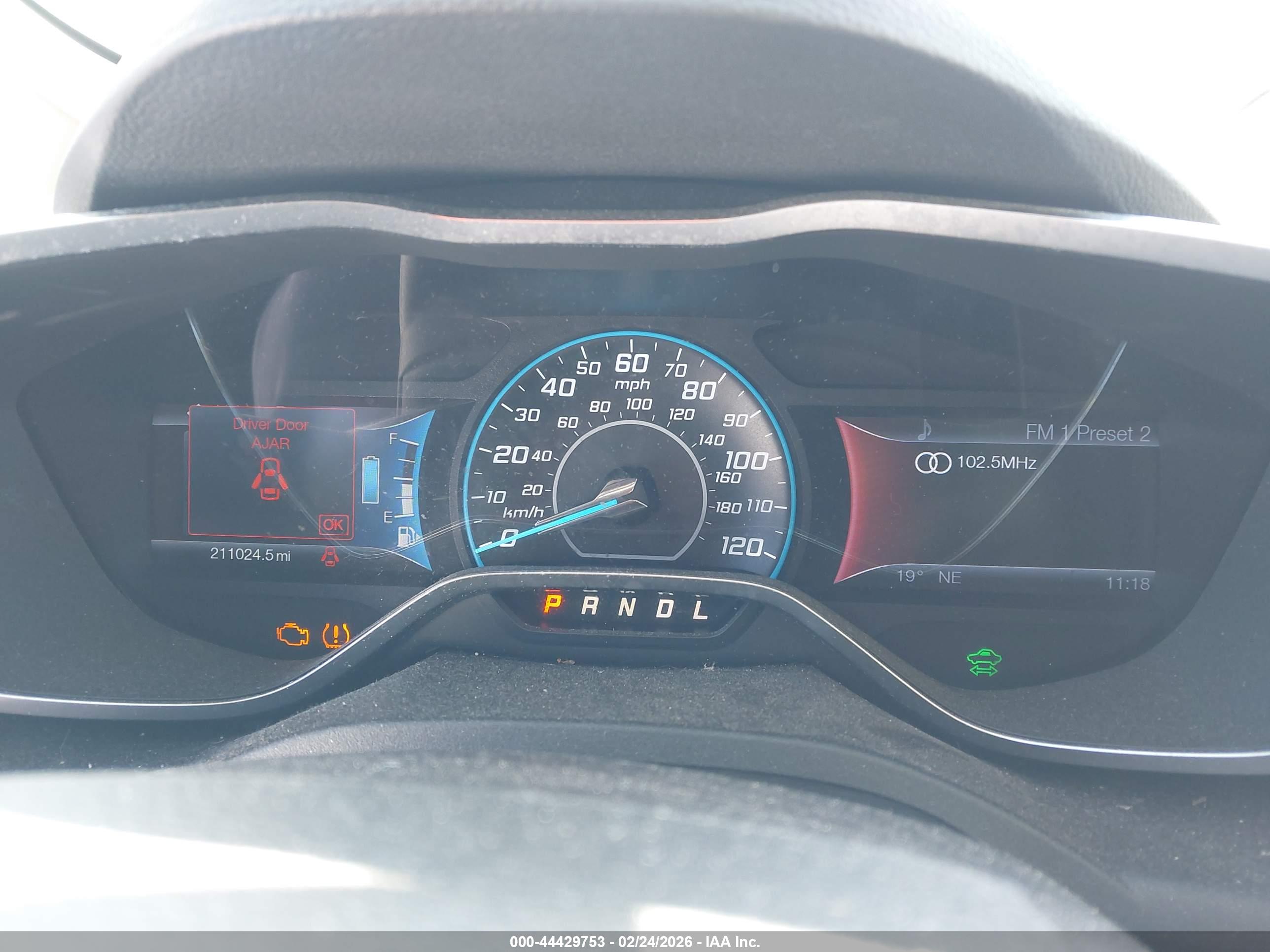 FORD C-MAX image 7