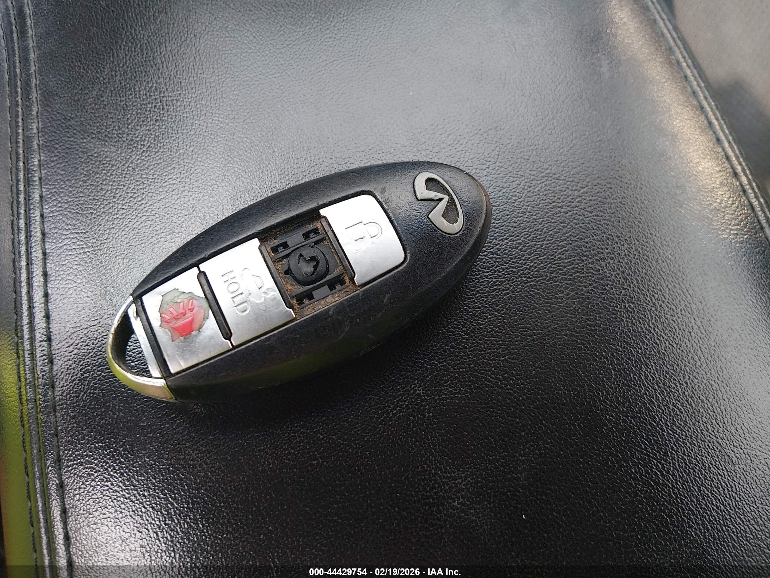 INFINITI G37X image 11