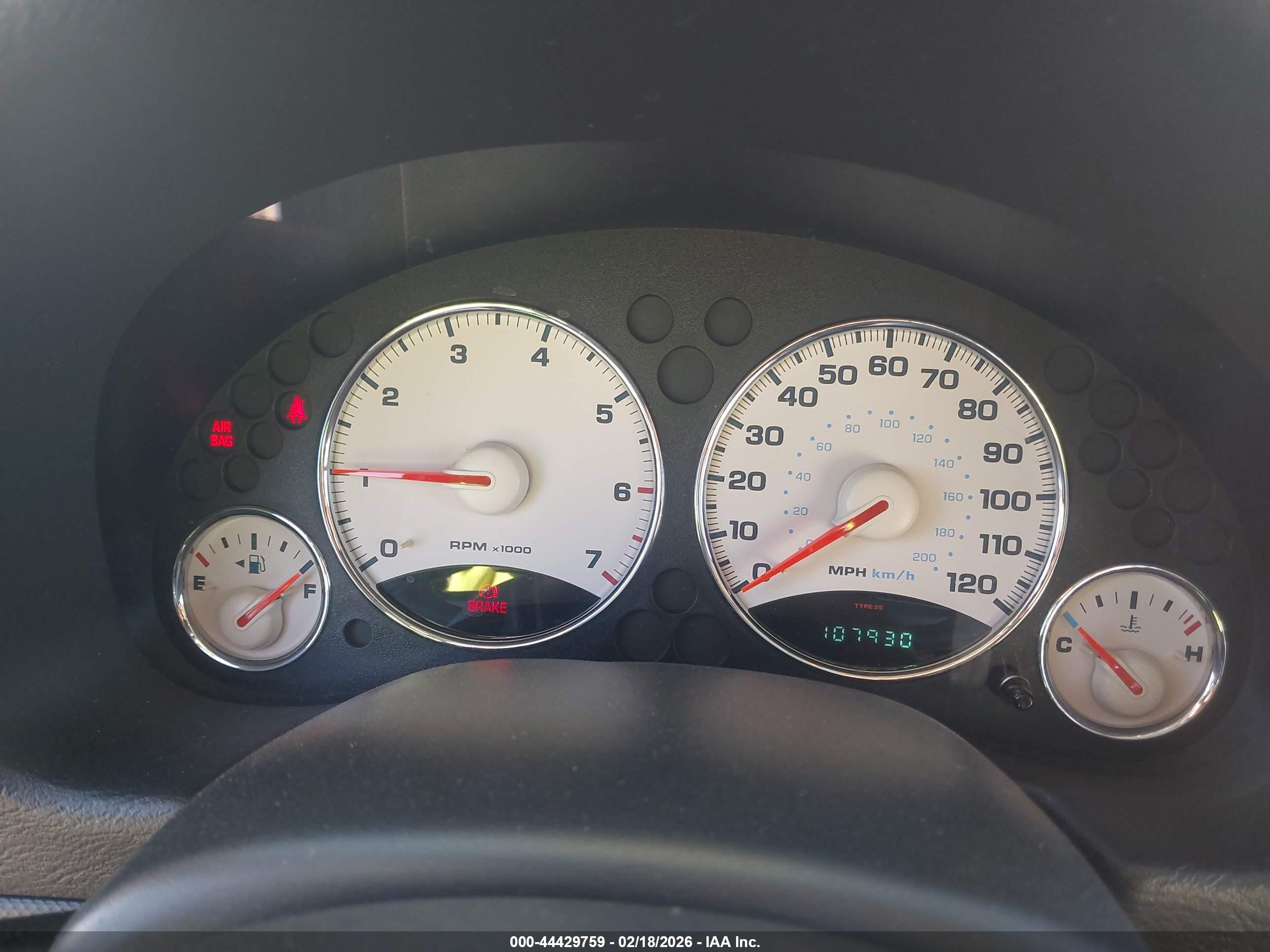 JEEP LIBERTY image 7