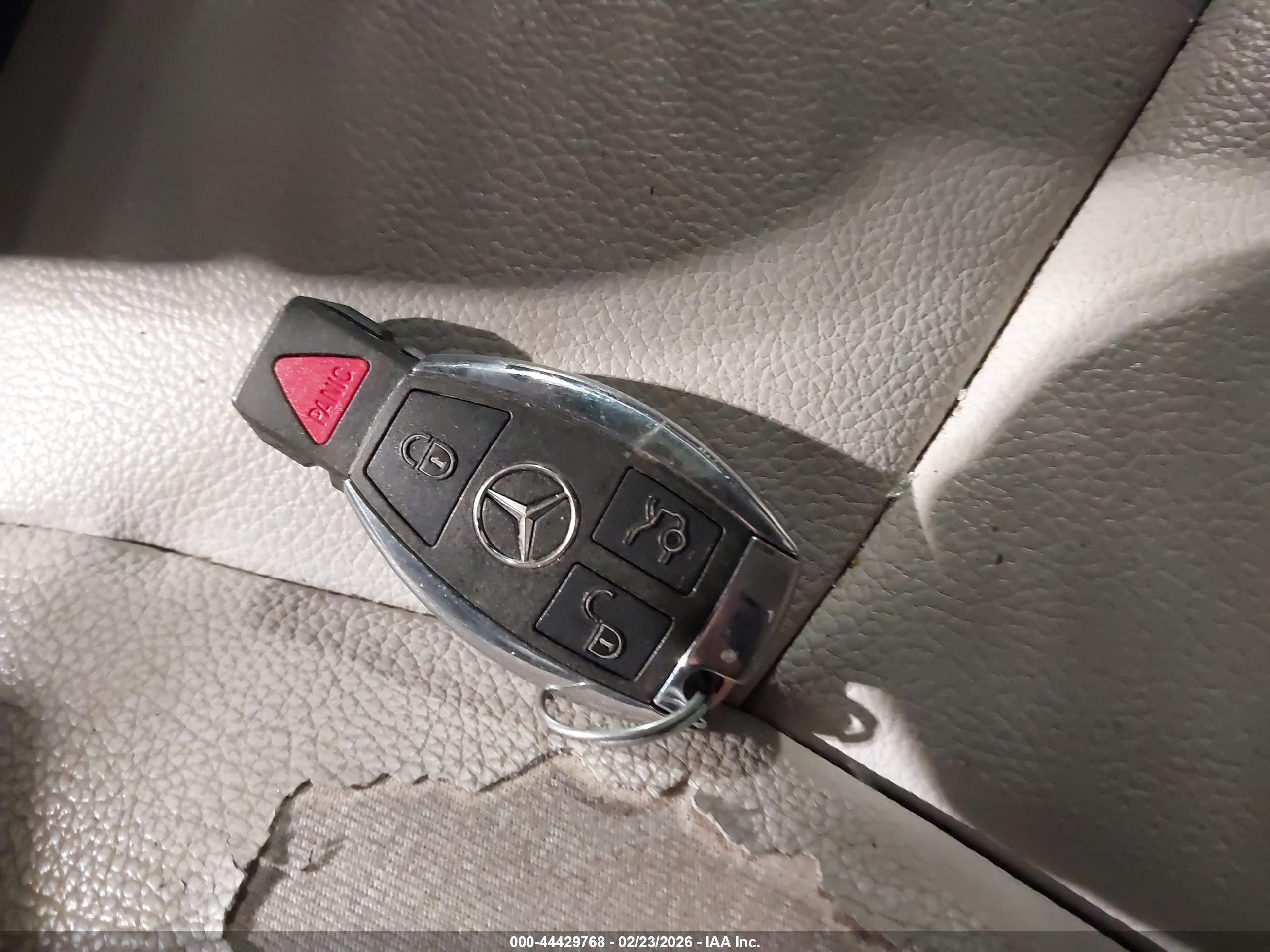 MERCEDES-BENZ CLA image 11