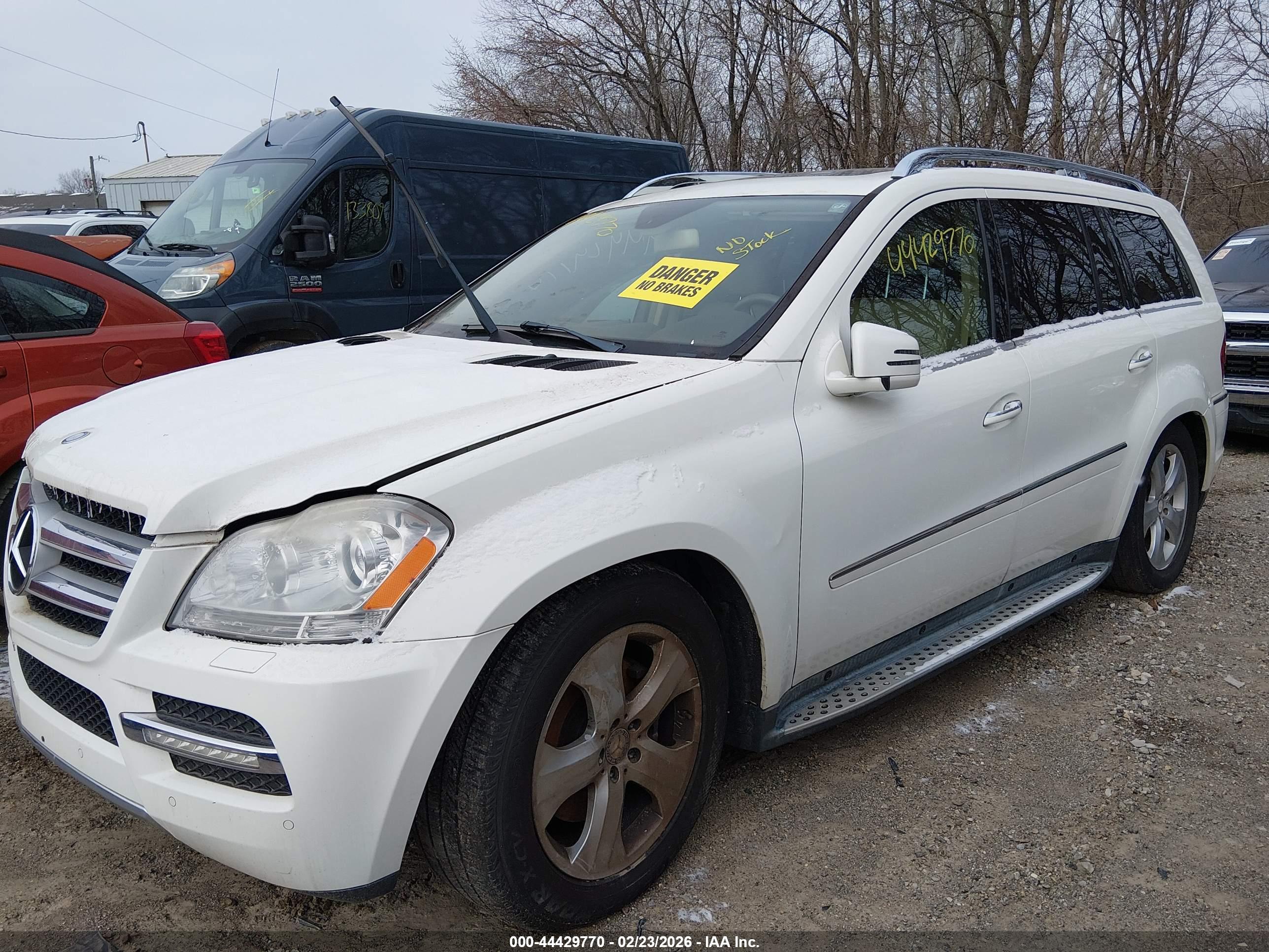 MERCEDES-BENZ GL image 6