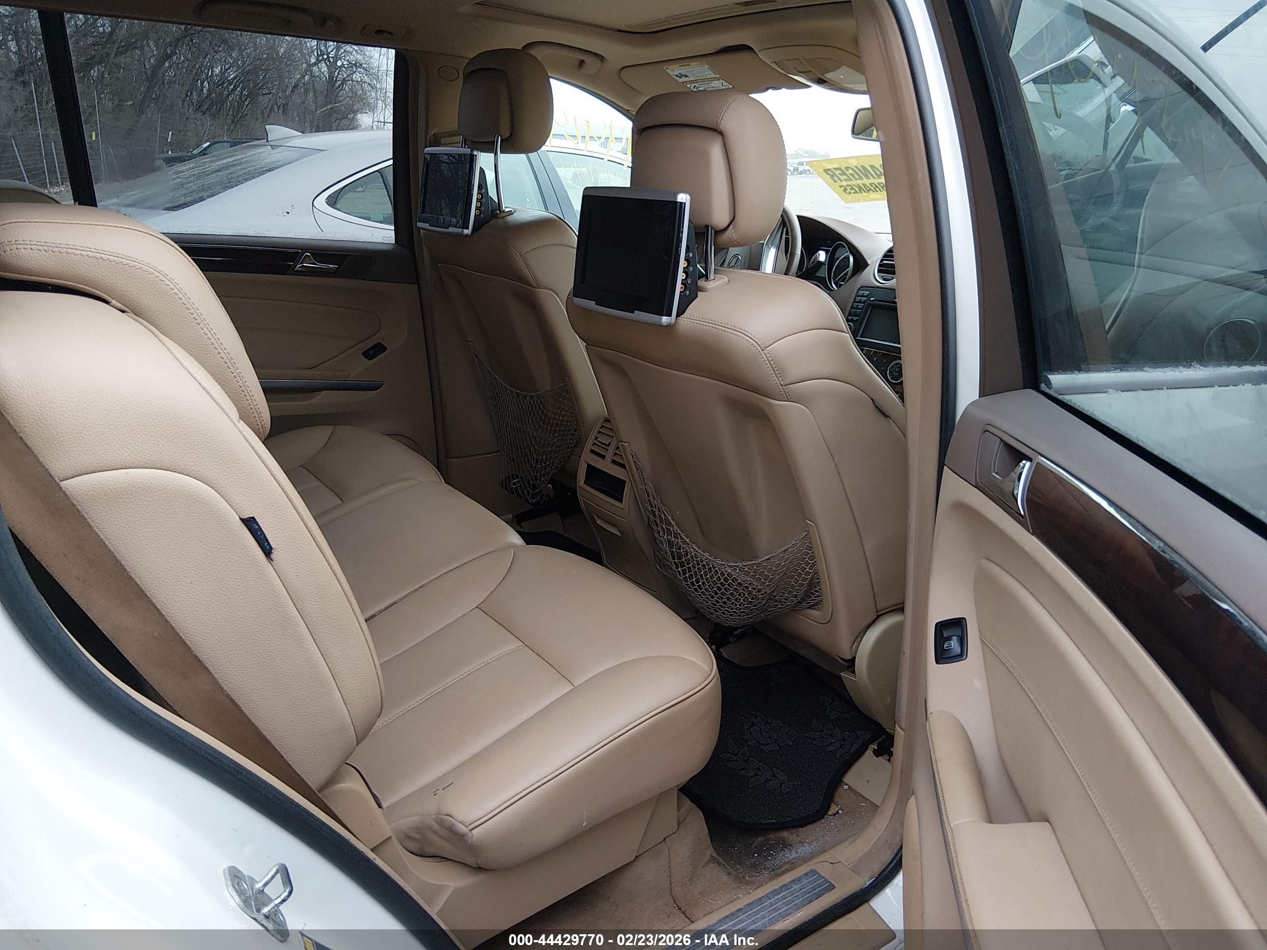 MERCEDES-BENZ GL image 8