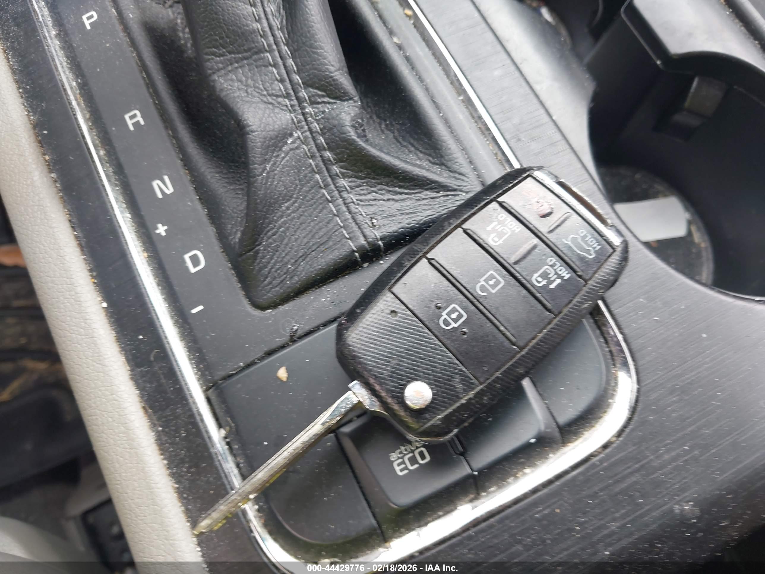 KIA SEDONA image 11