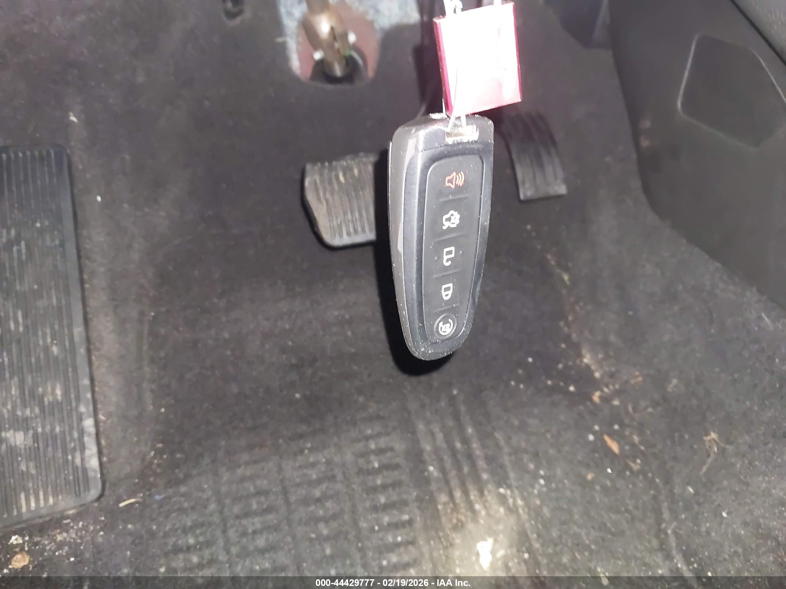 FORD ESCAPE image 11