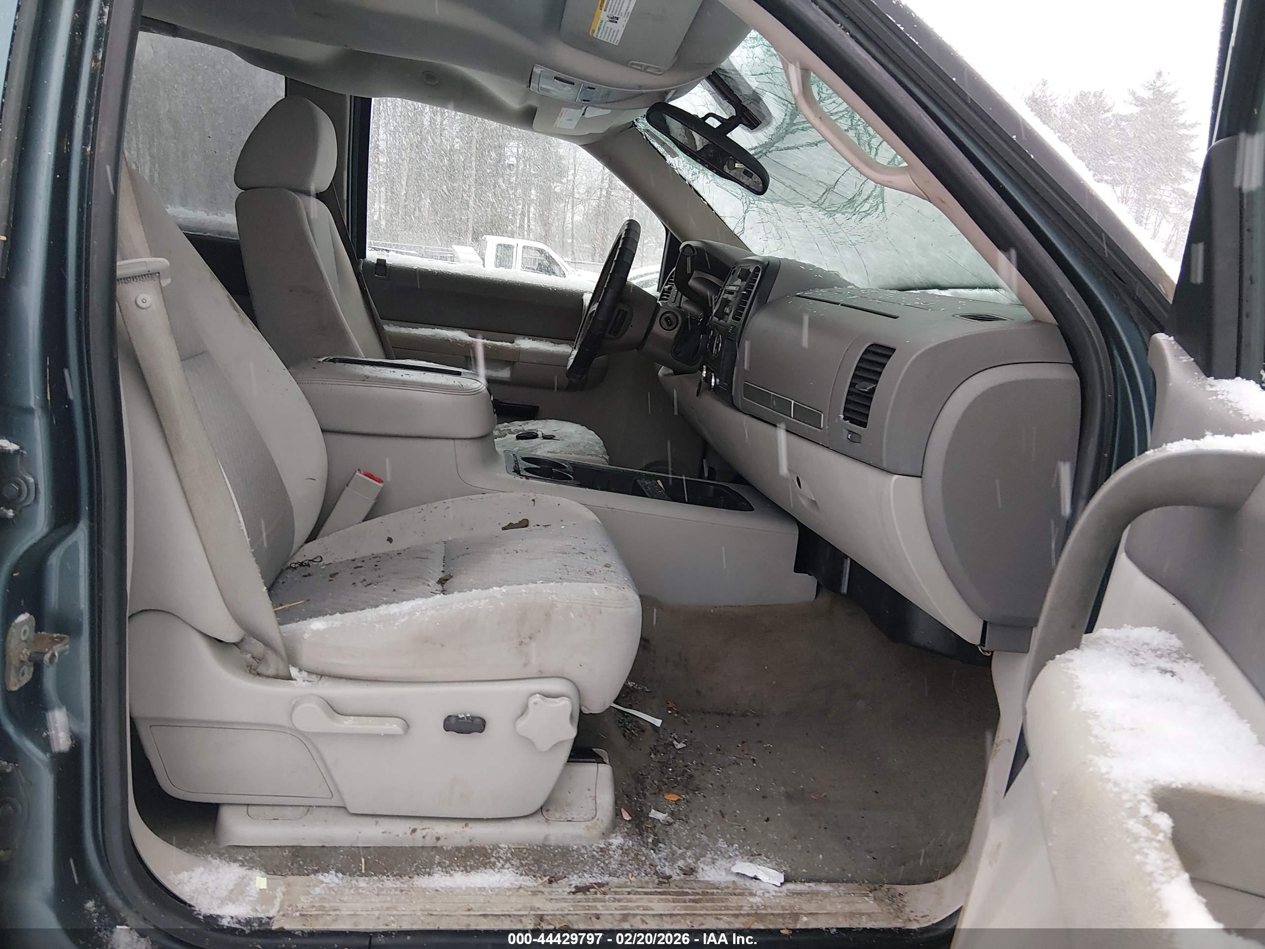 GMC SIERRA image 5