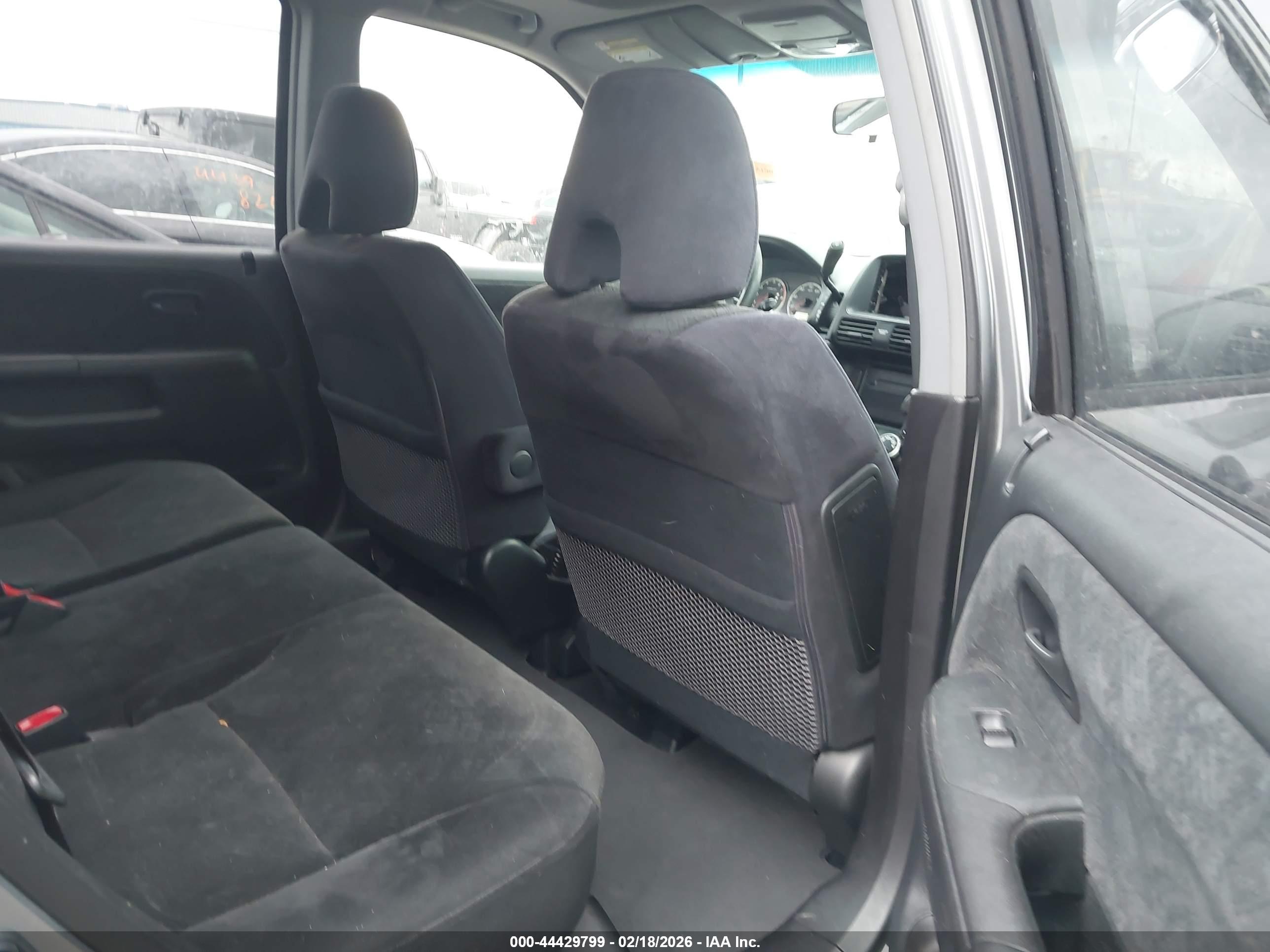 HONDA CR-V image 8