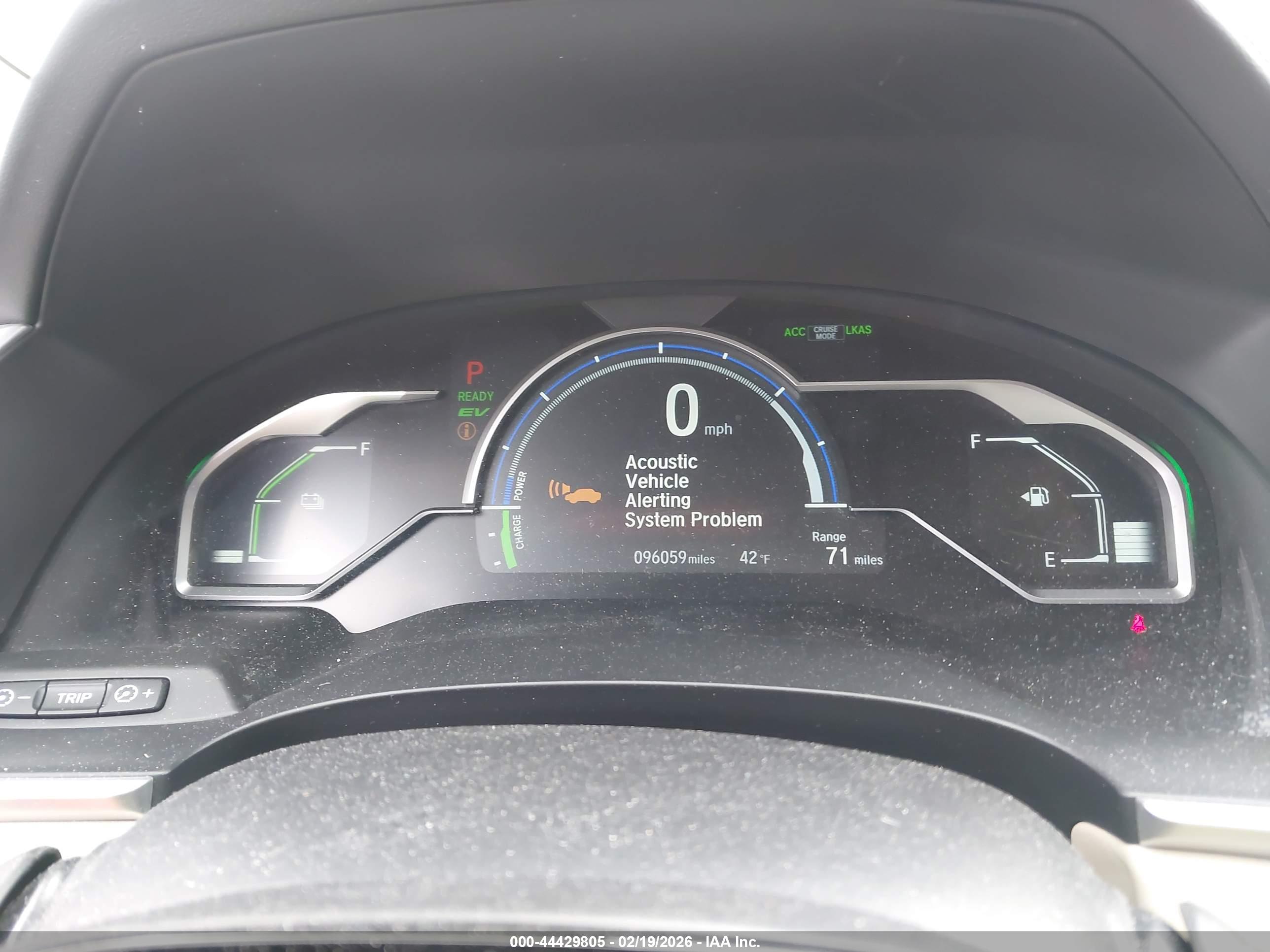HONDA CLARITY image 7