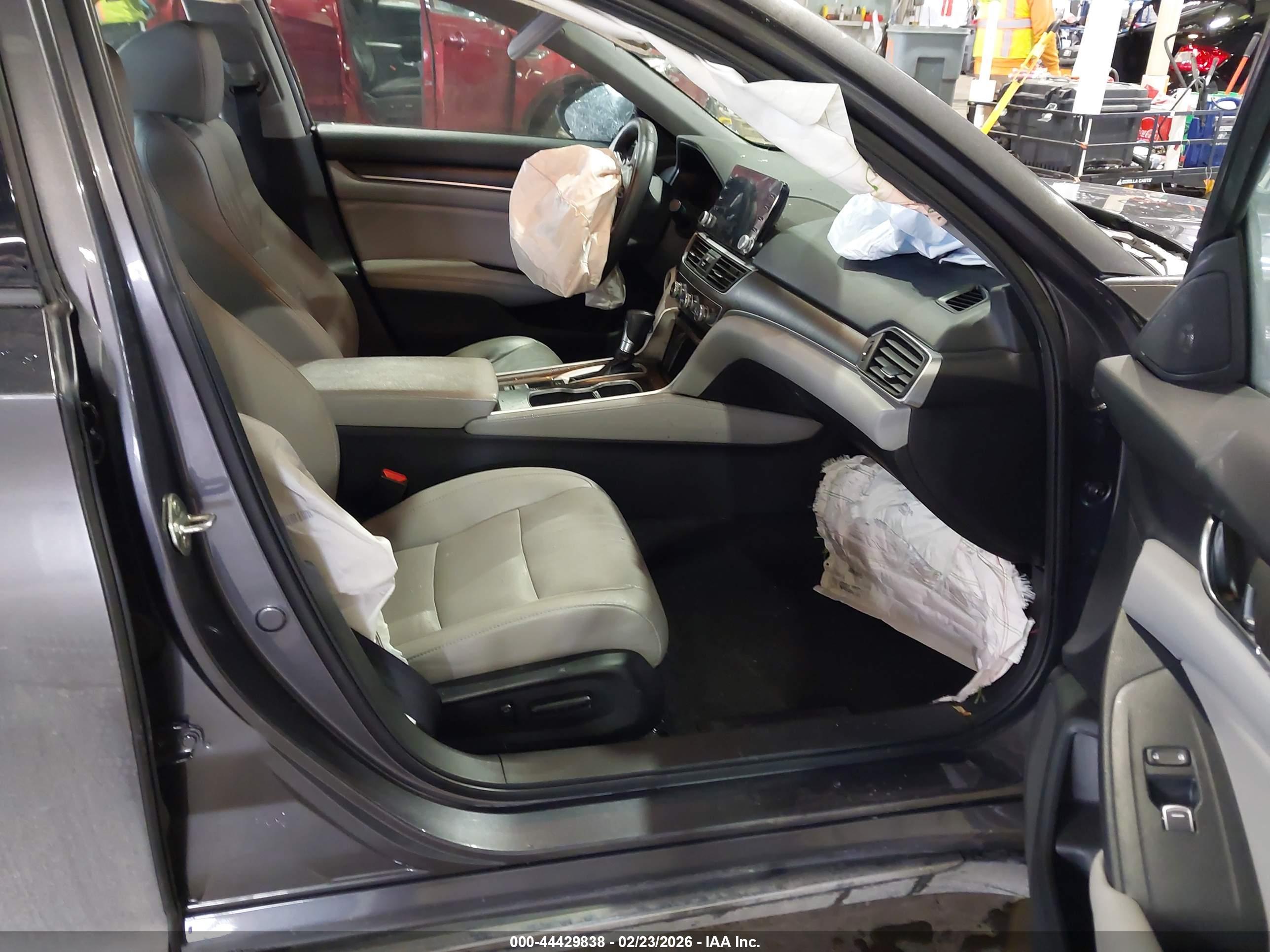 HONDA ACCORD image 5