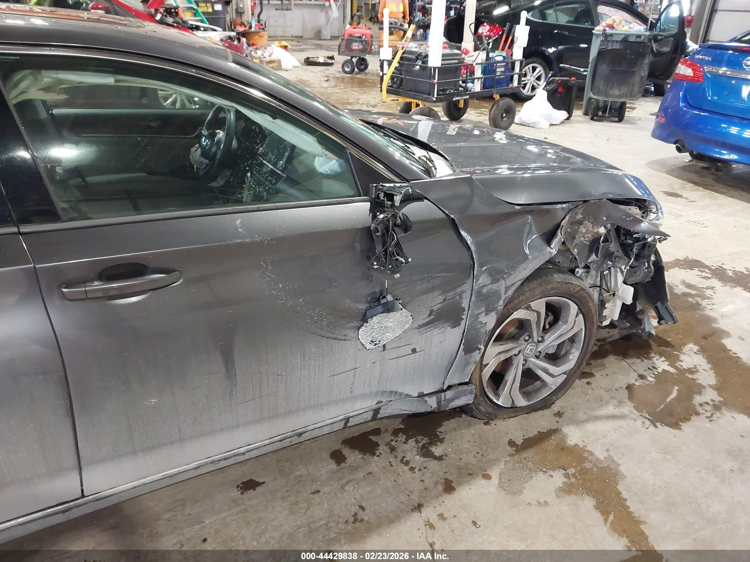 HONDA ACCORD image 6