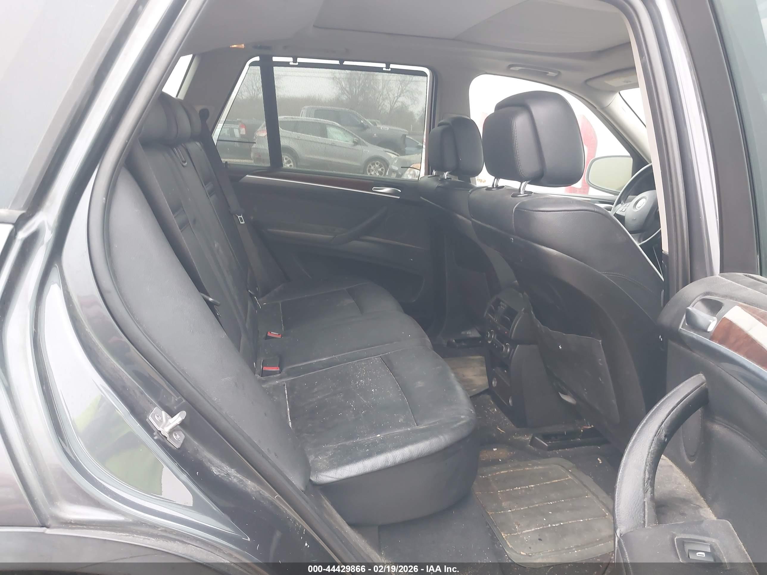 BMW X5 image 8