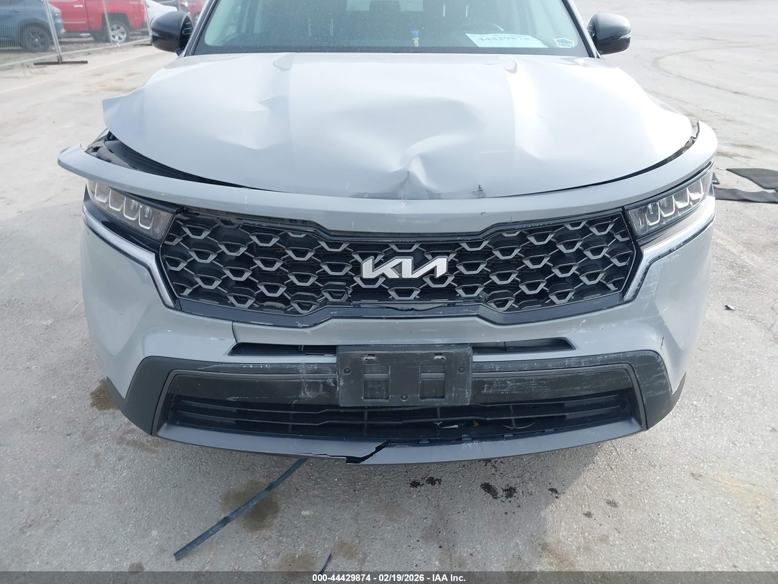 KIA SORENTO image 6