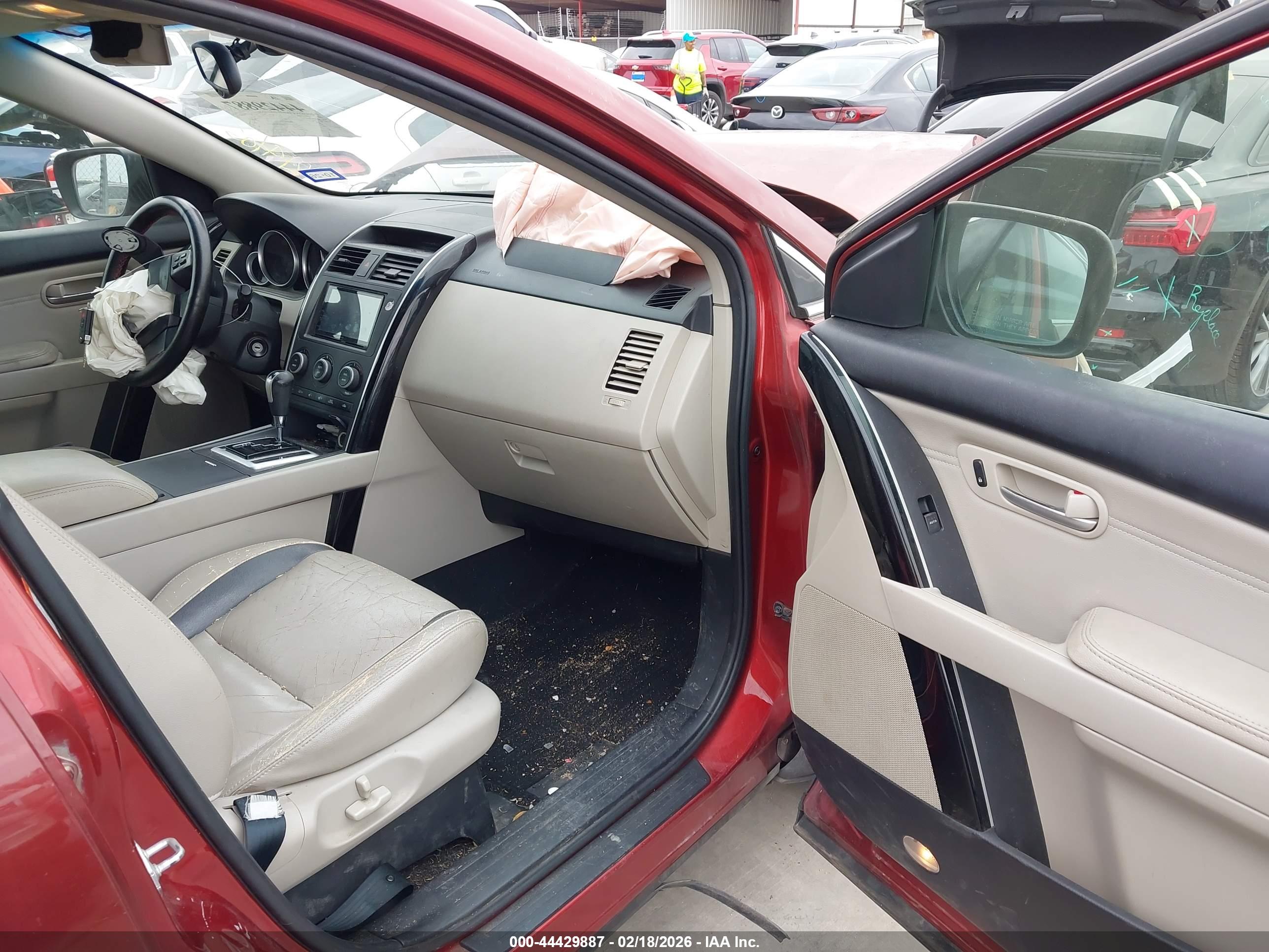 MAZDA CX-9 image 5