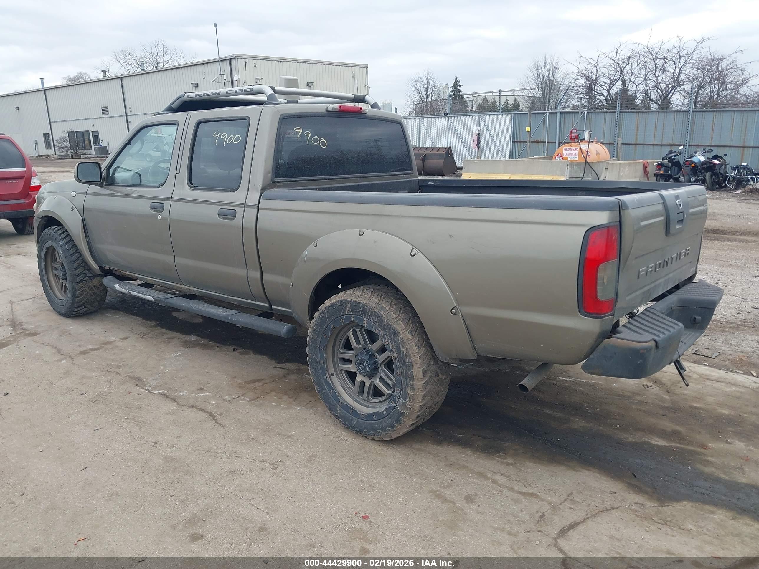 NISSAN FRONTIER image 3