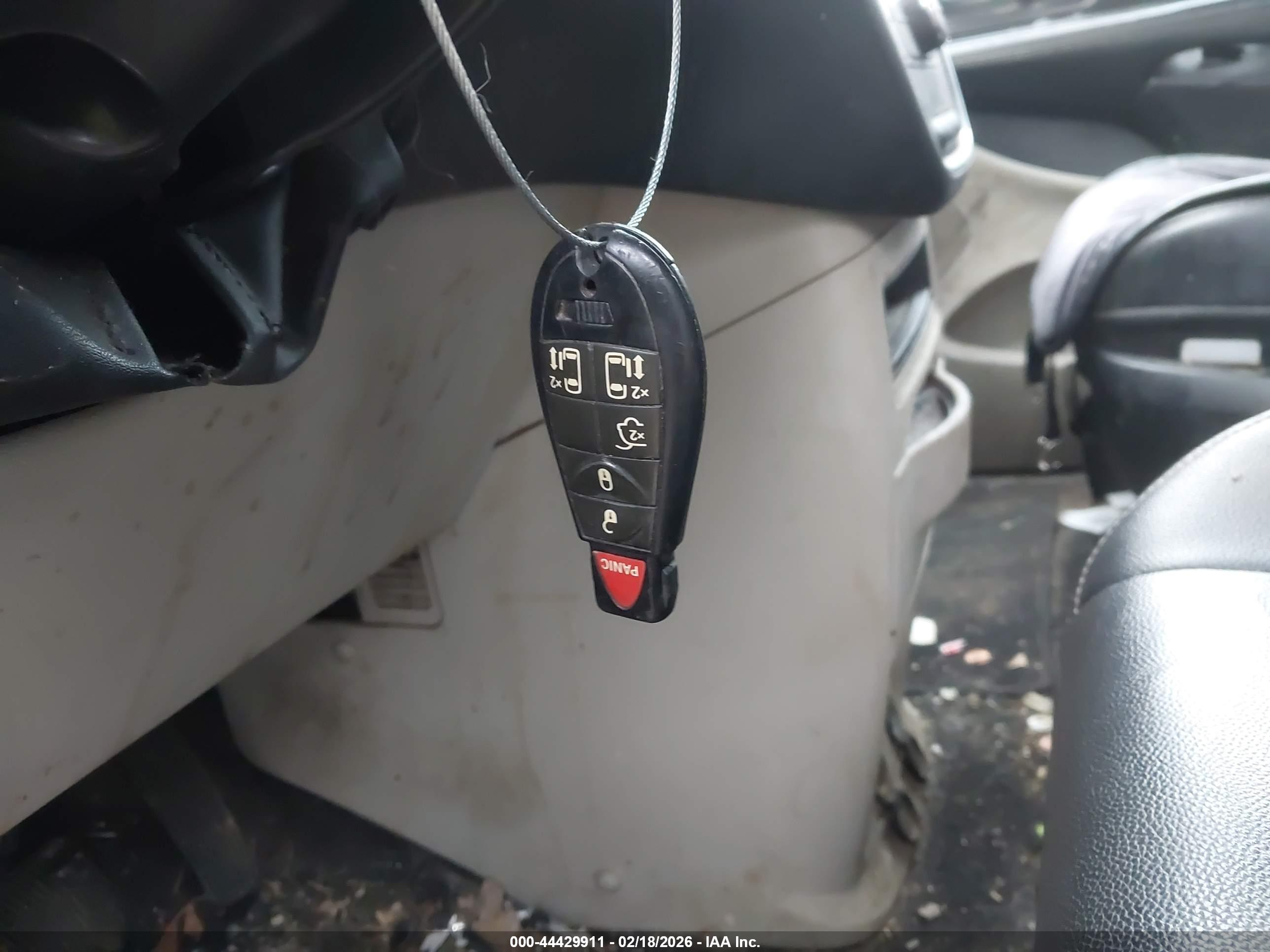 CHRYSLER TOWN image 11
