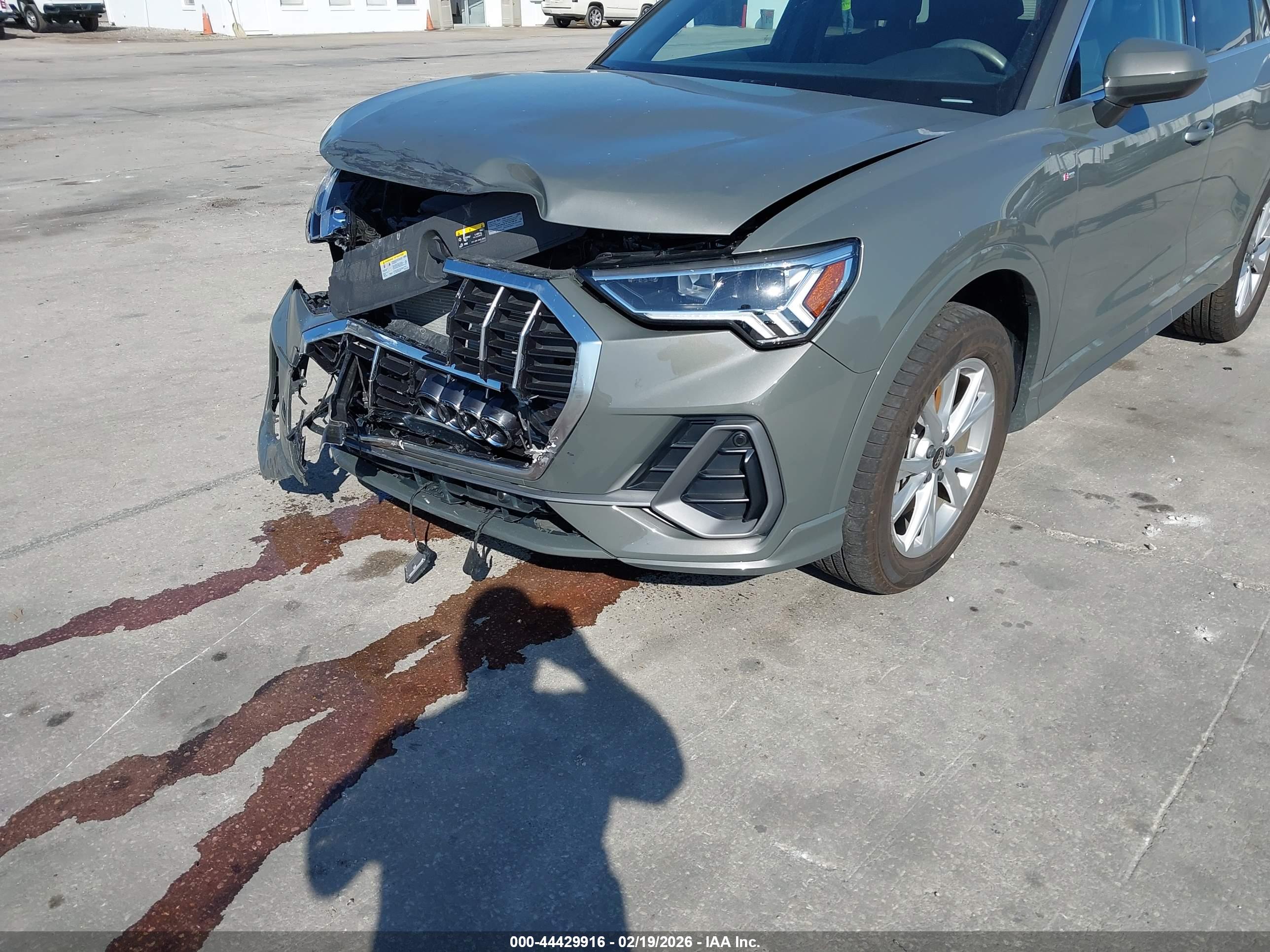 AUDI Q3 image 6