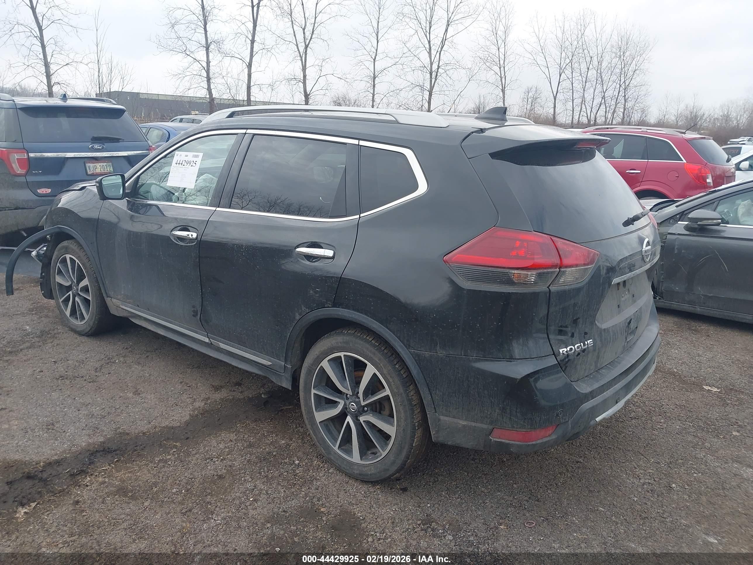 NISSAN ROGUE image 3