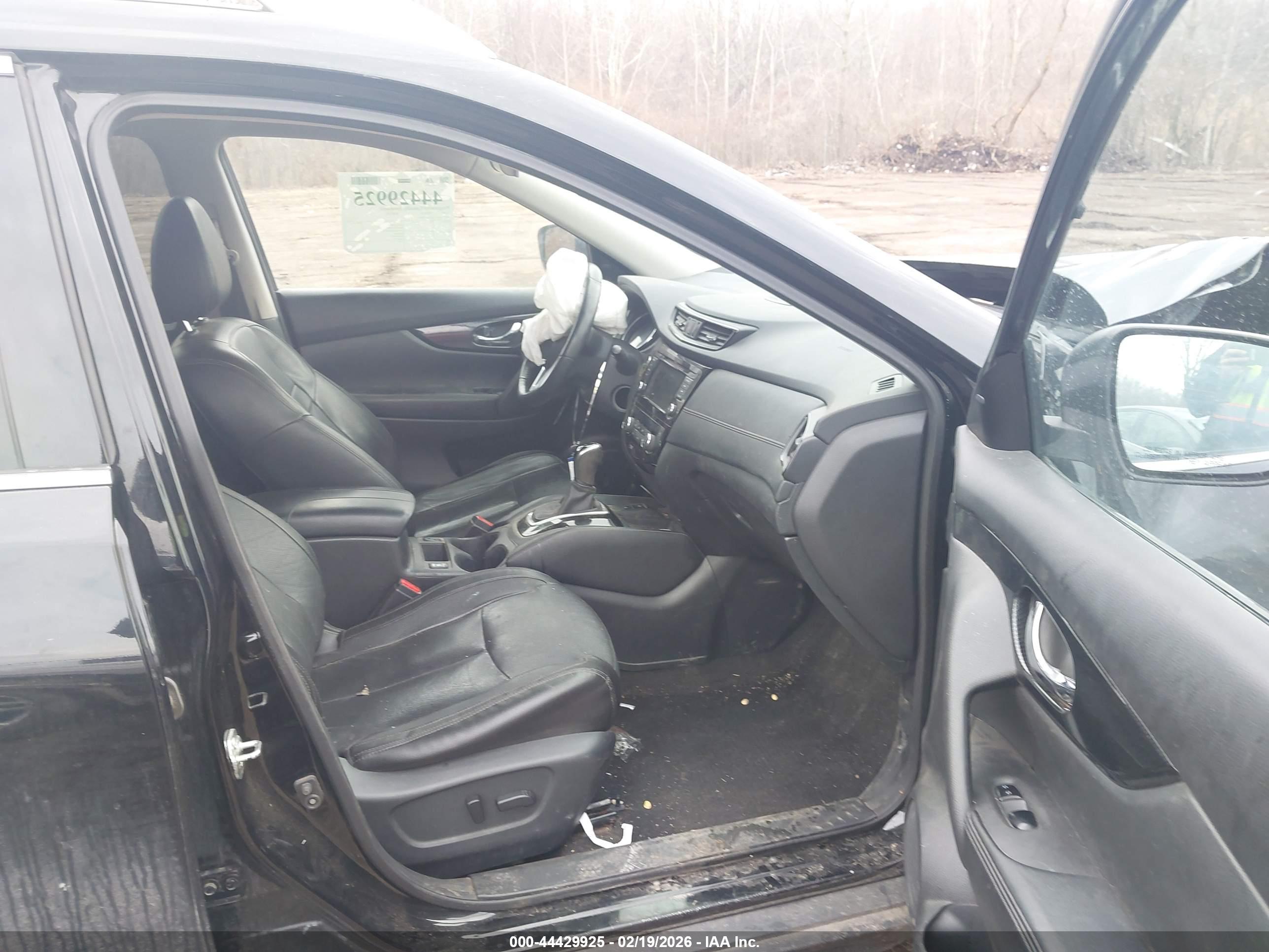 NISSAN ROGUE image 5