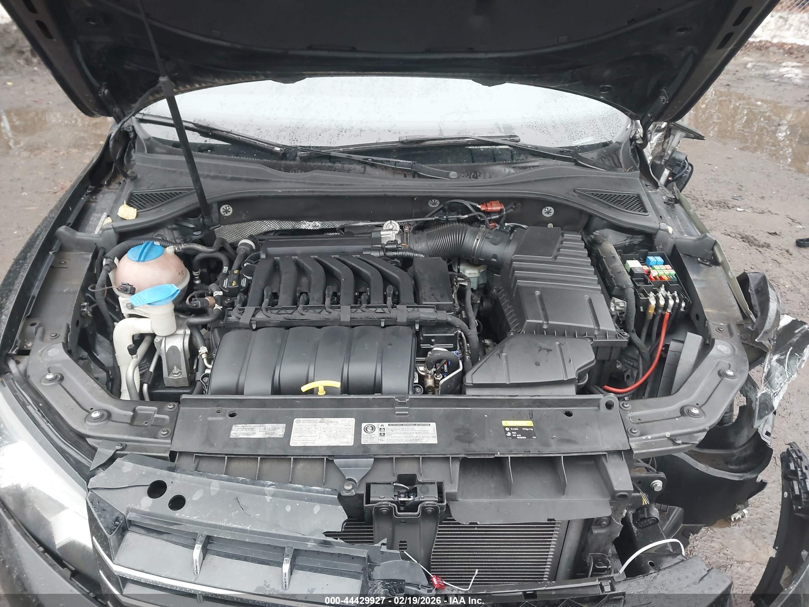 VOLKSWAGEN PASSAT image 10
